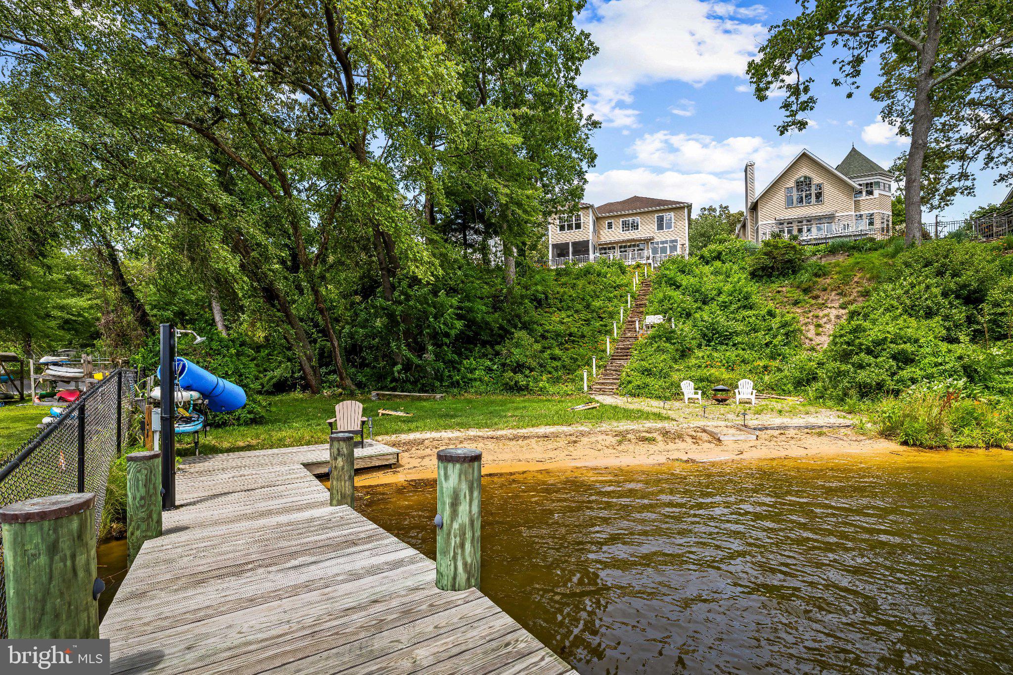 WHITNEYS LANDING - Residential