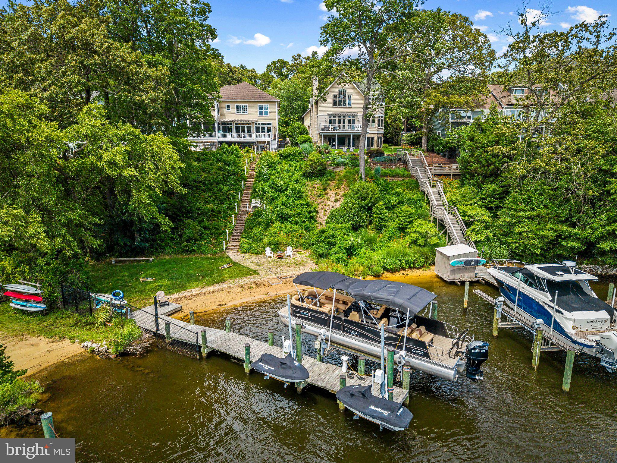 WHITNEYS LANDING - Residential