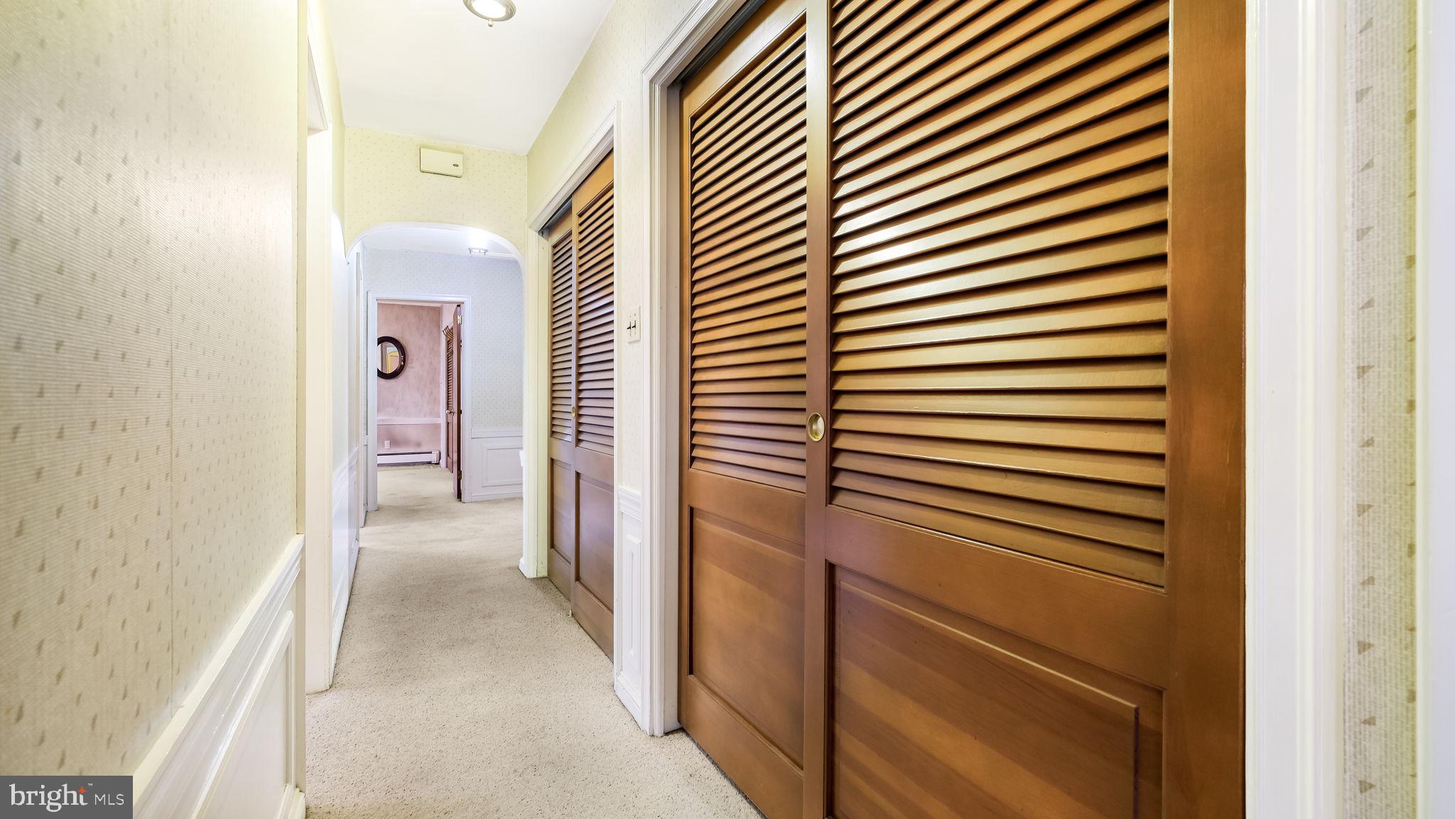 LANDRETH MANOR - Residential