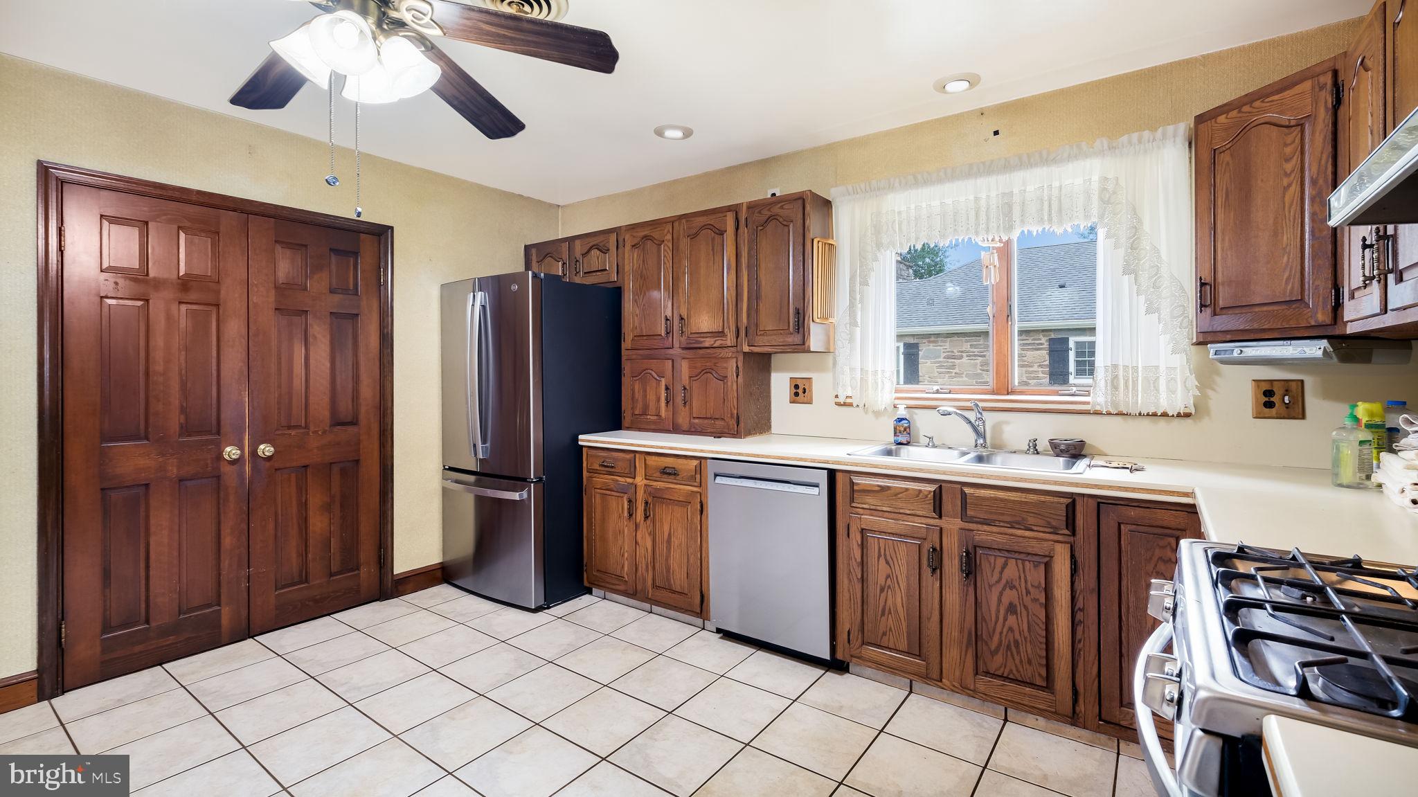 LANDRETH MANOR - Residential