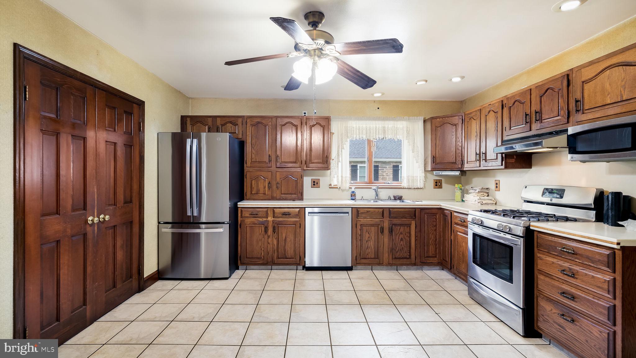LANDRETH MANOR - Residential