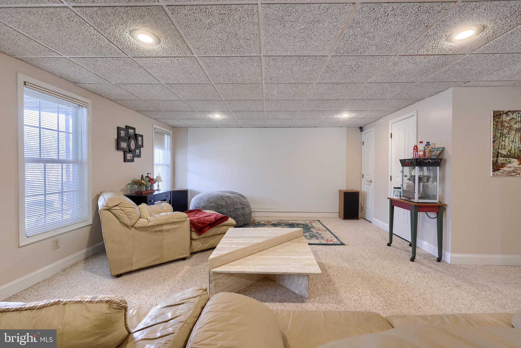 WINCHESTER PARK - Residential