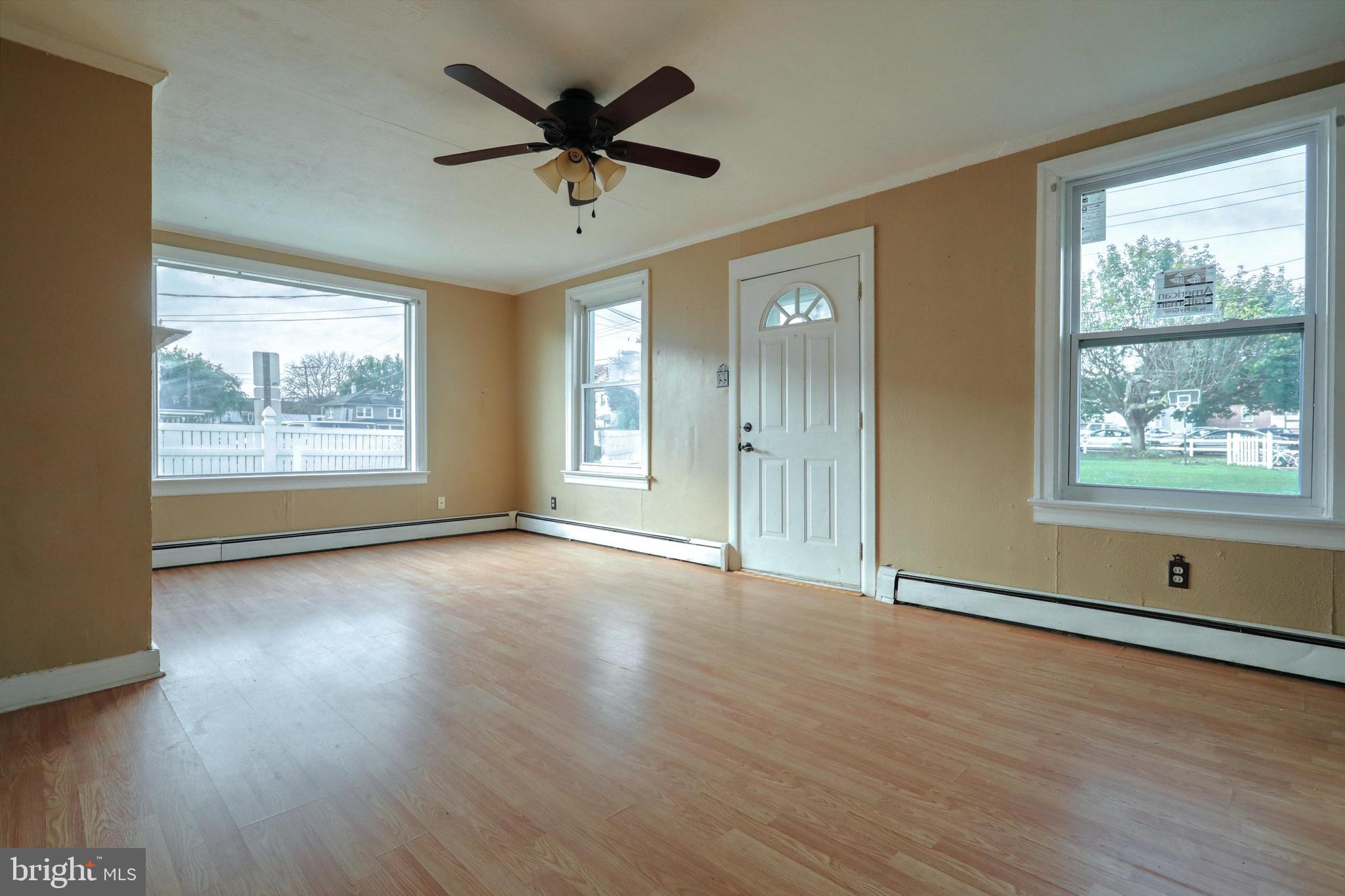 NORTH YORK BORO - Residential