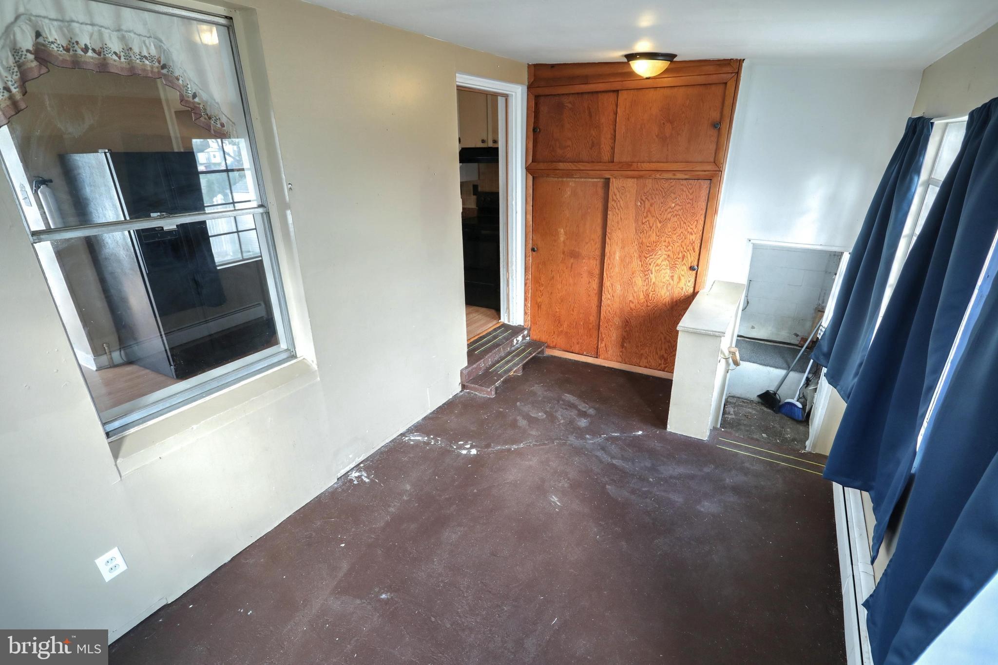 NORTH YORK BORO - Residential