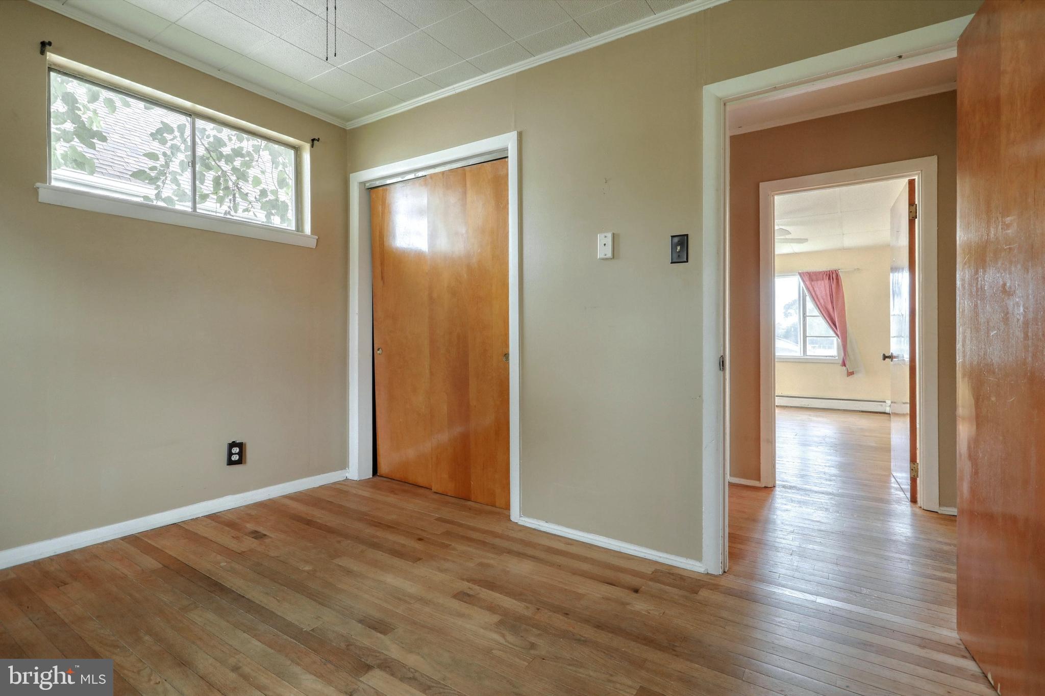 NORTH YORK BORO - Residential