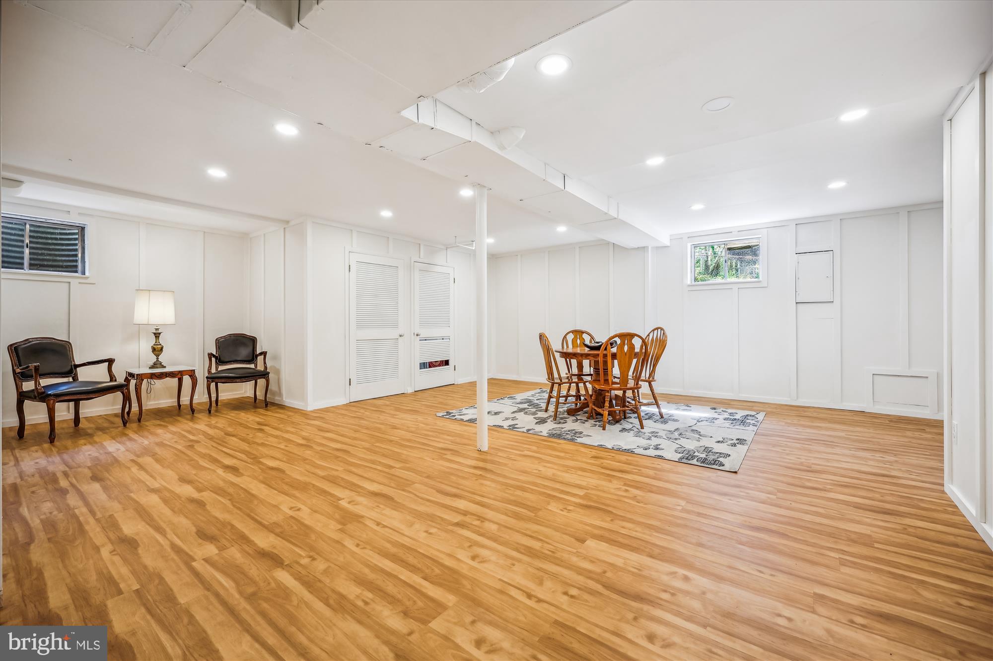 SPRINGBROOK MANOR - Residential