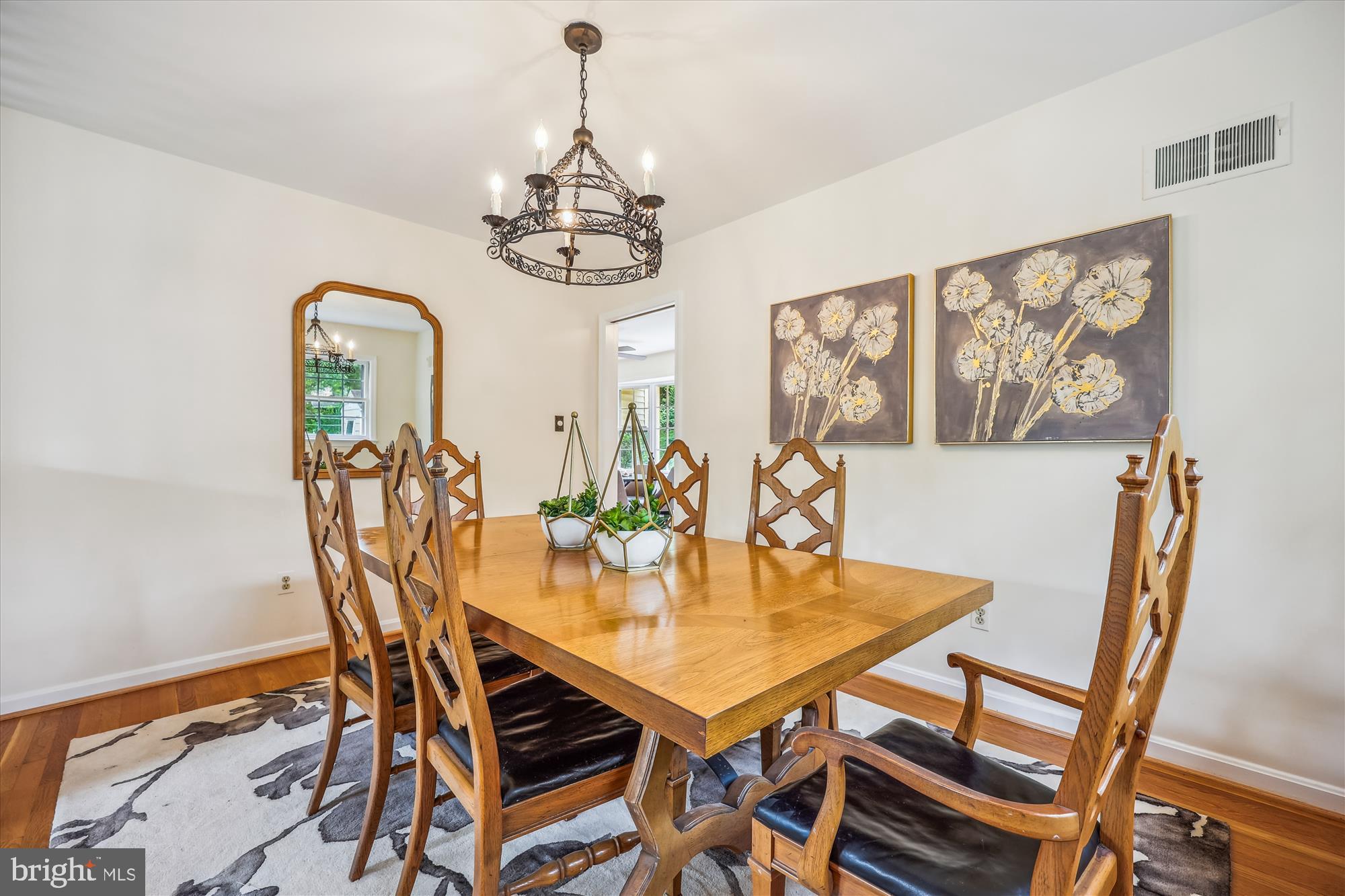 SPRINGBROOK MANOR - Residential