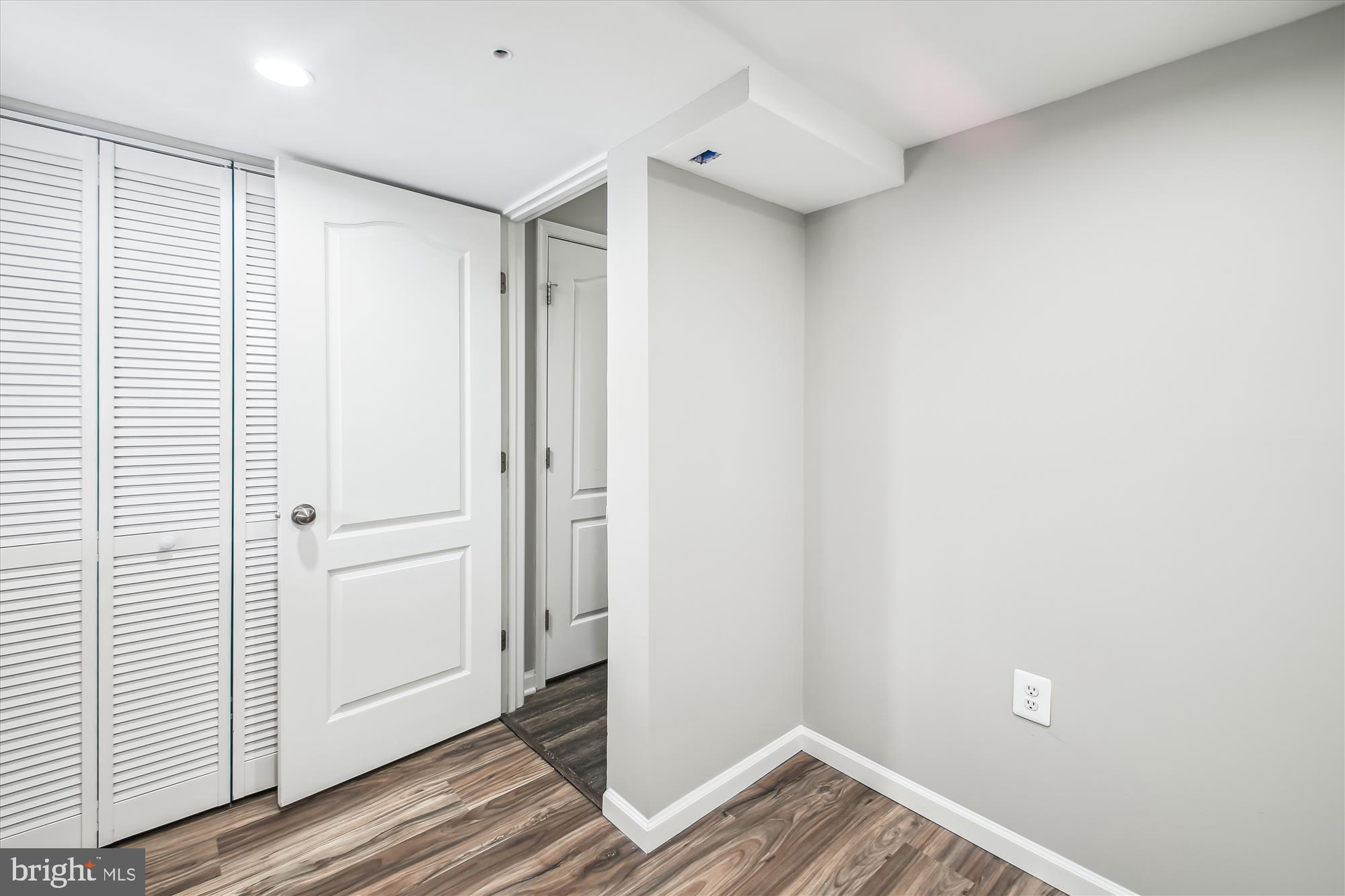 TANYARD SPRINGS - Residential Lease