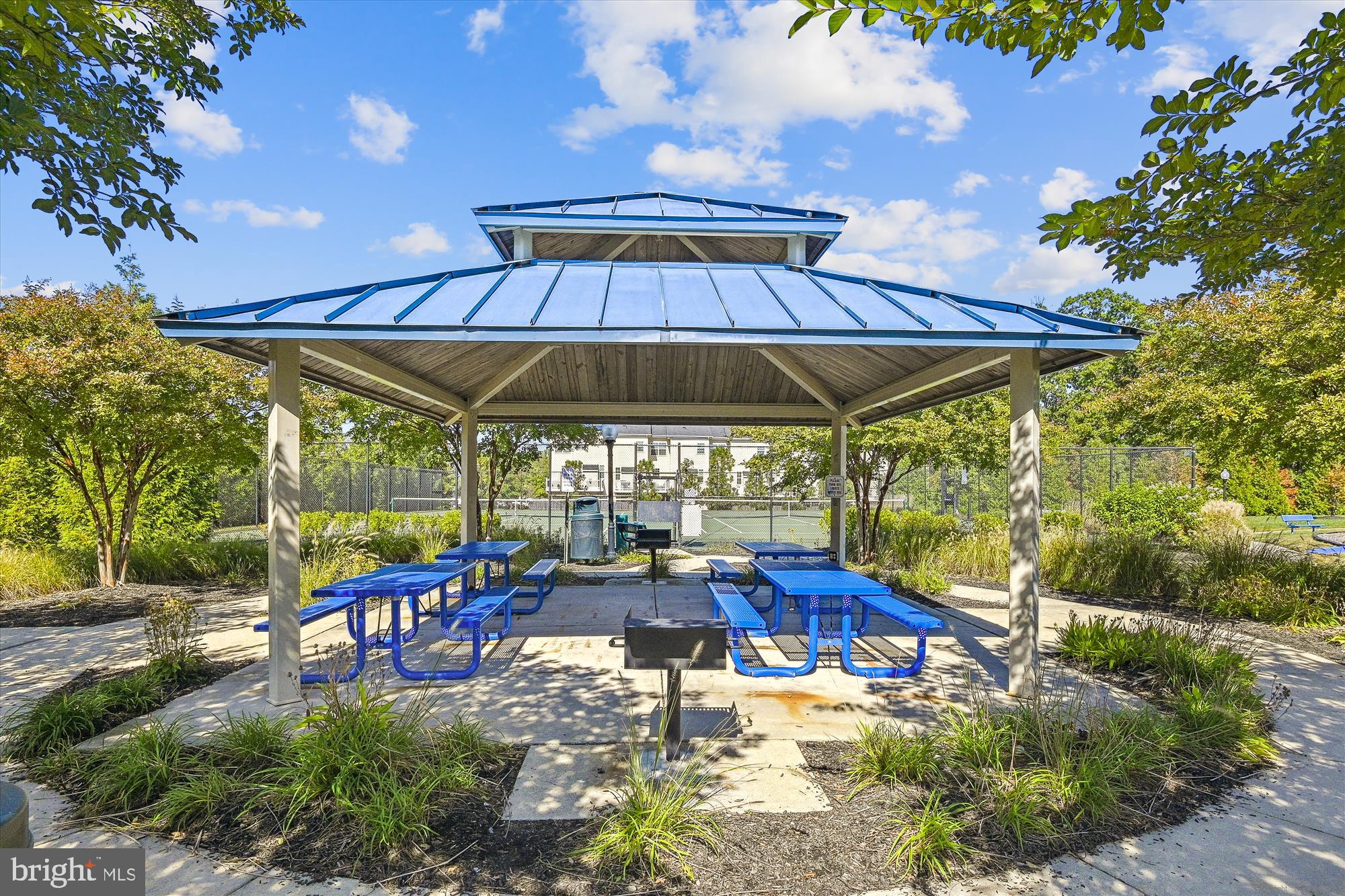 TANYARD SPRINGS - Residential Lease