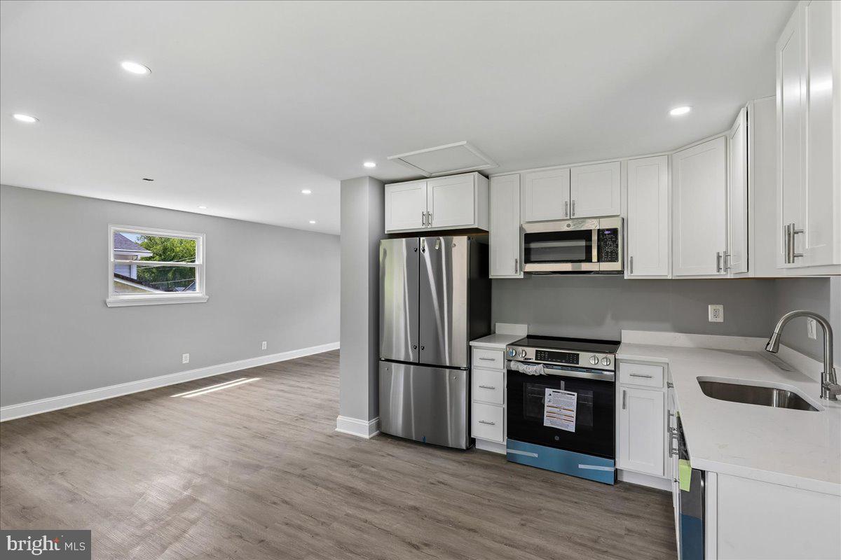 FOREST KNOLLS - Residential