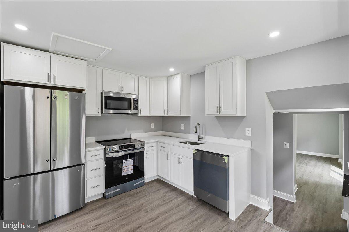 FOREST KNOLLS - Residential