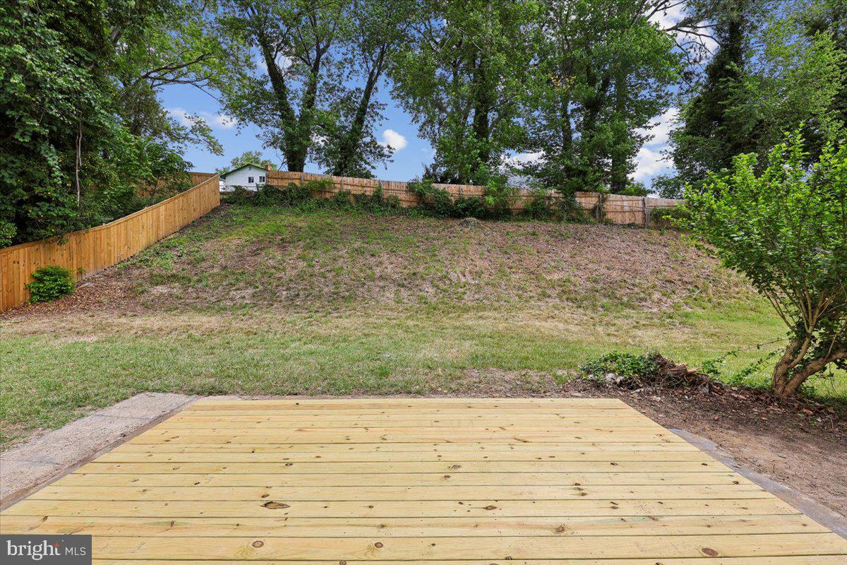 FOREST KNOLLS - Residential