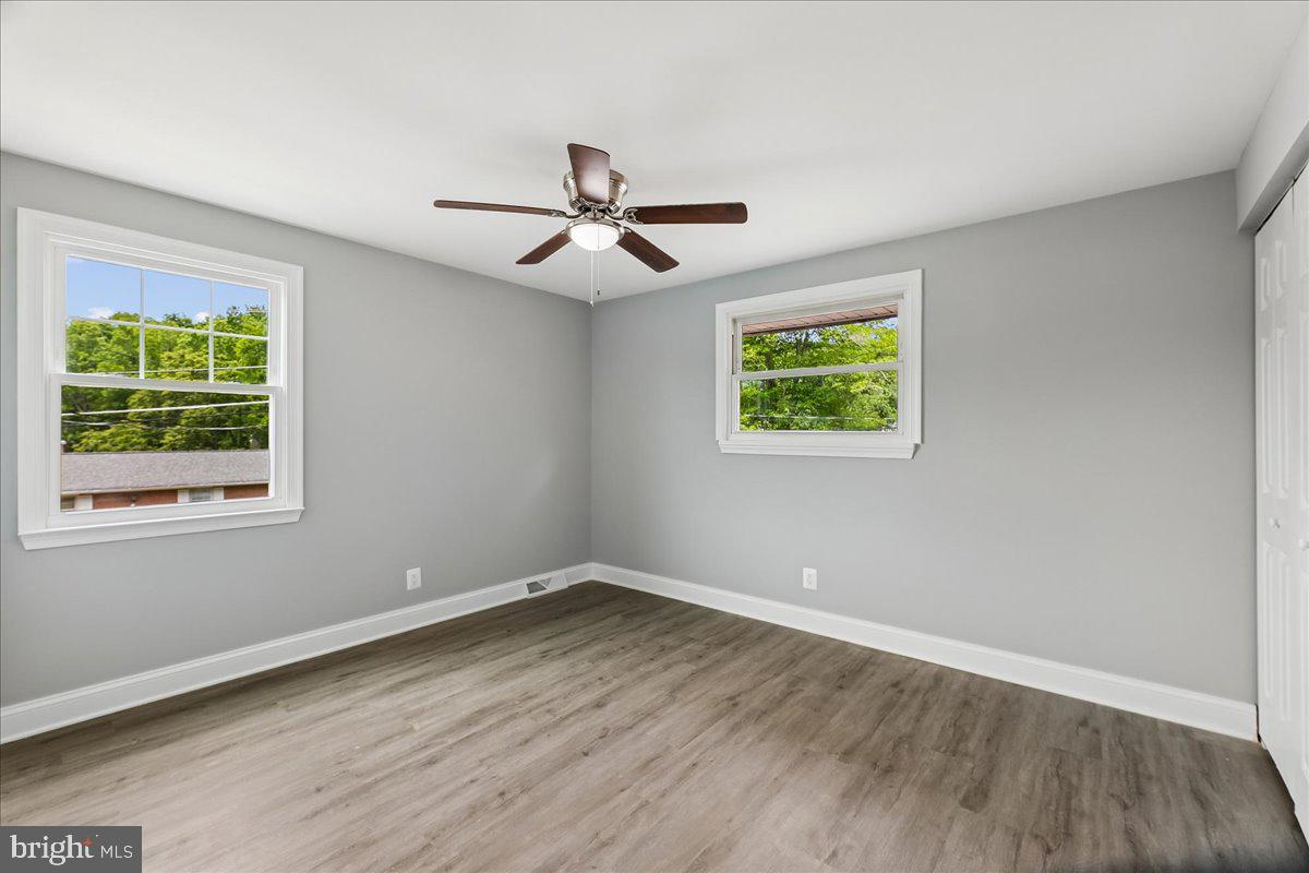 FOREST KNOLLS - Residential