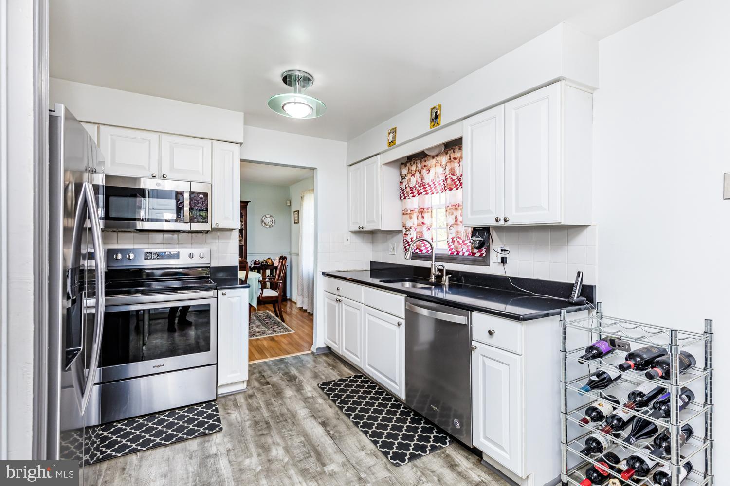 LONG REACH - Residential