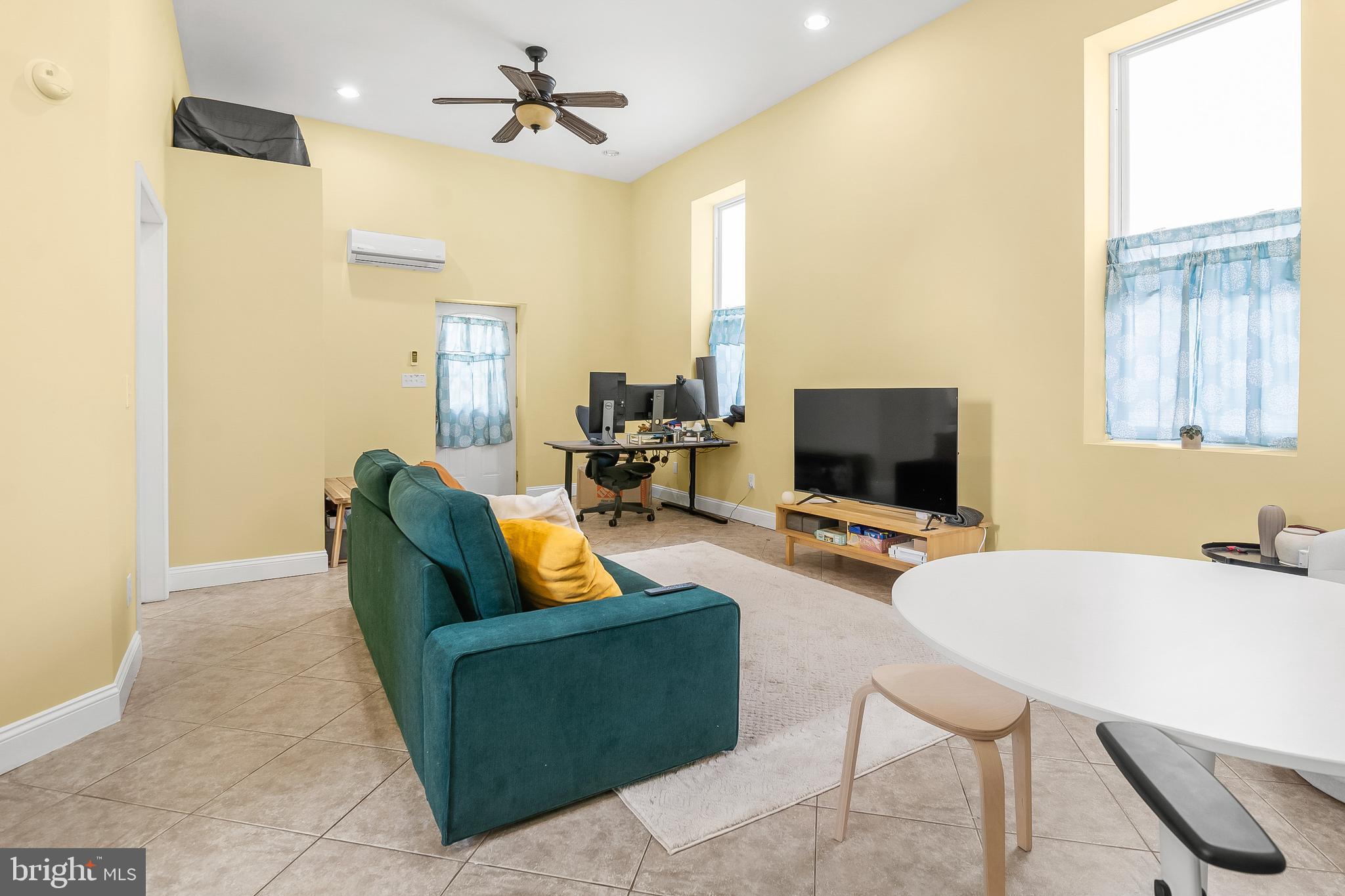 KINGSVILLE - Residential