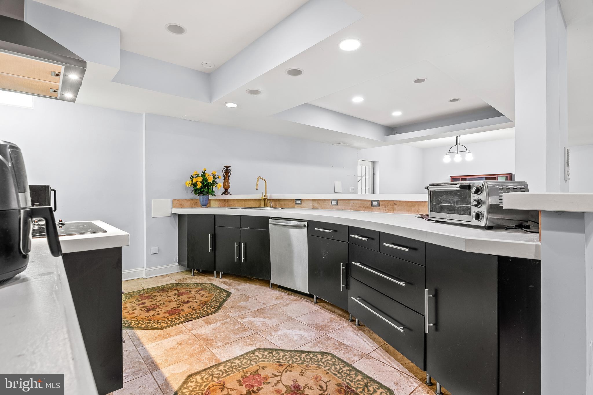 KINGSVILLE - Residential