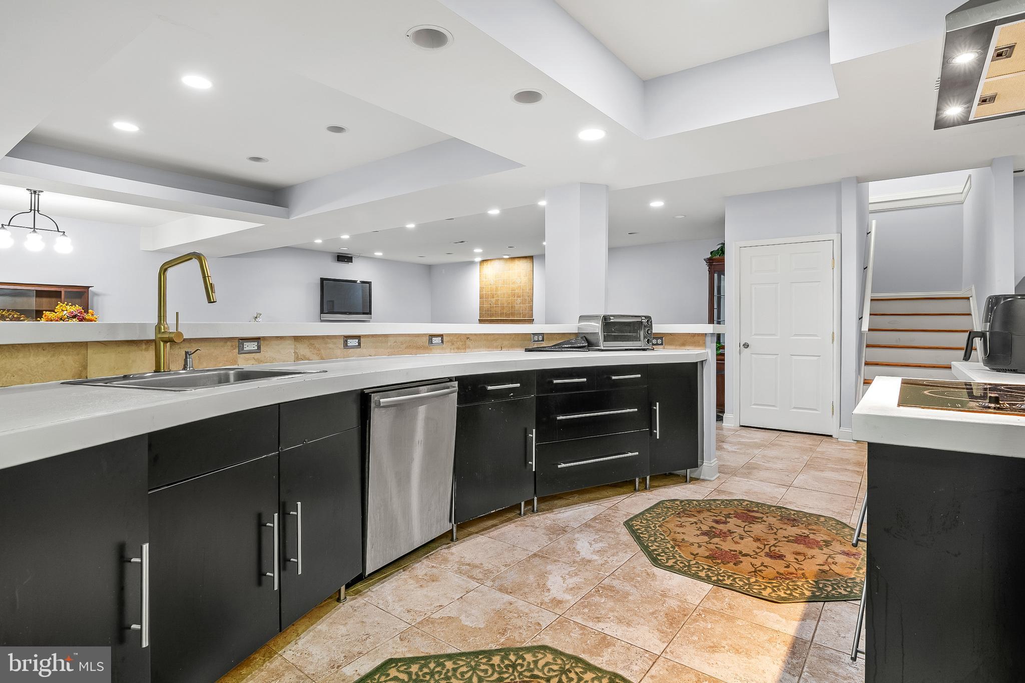 KINGSVILLE - Residential