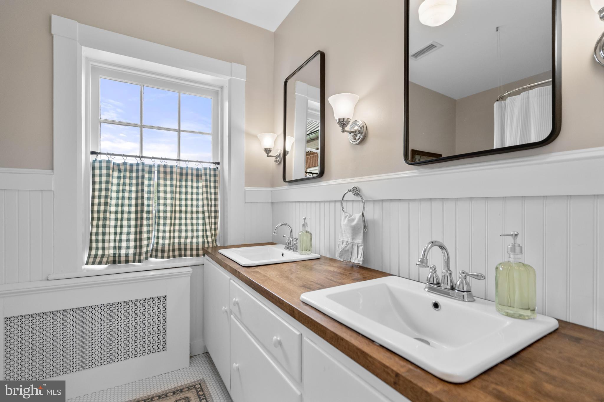 WRIGHT FARM - Residential