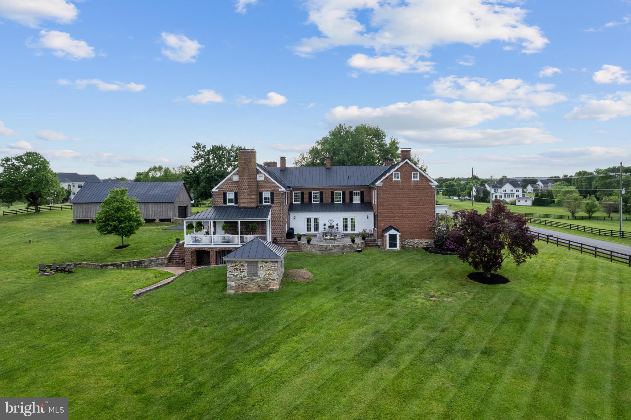 WRIGHT FARM - Residential