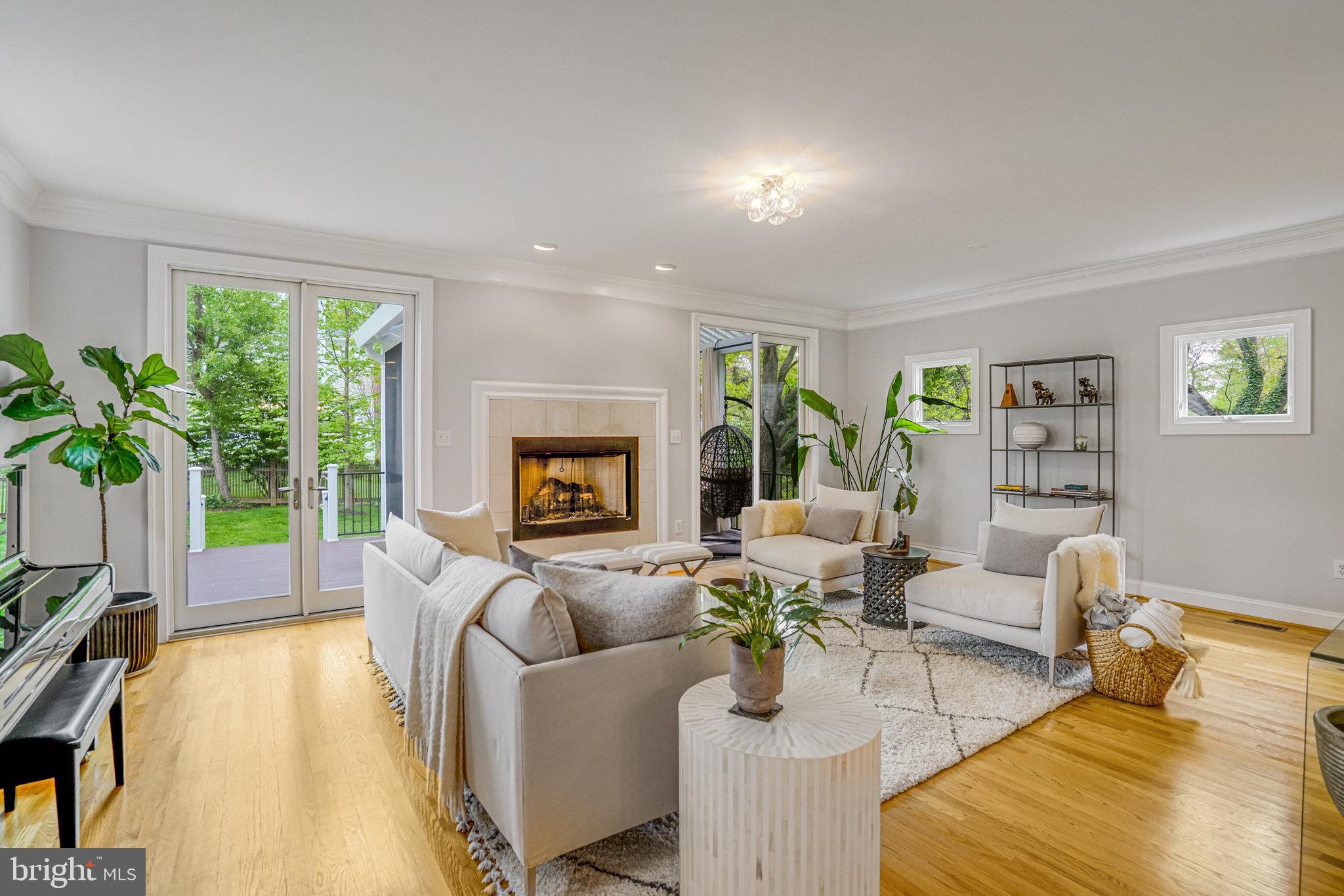 ELLISON HEIGHTS - Residential