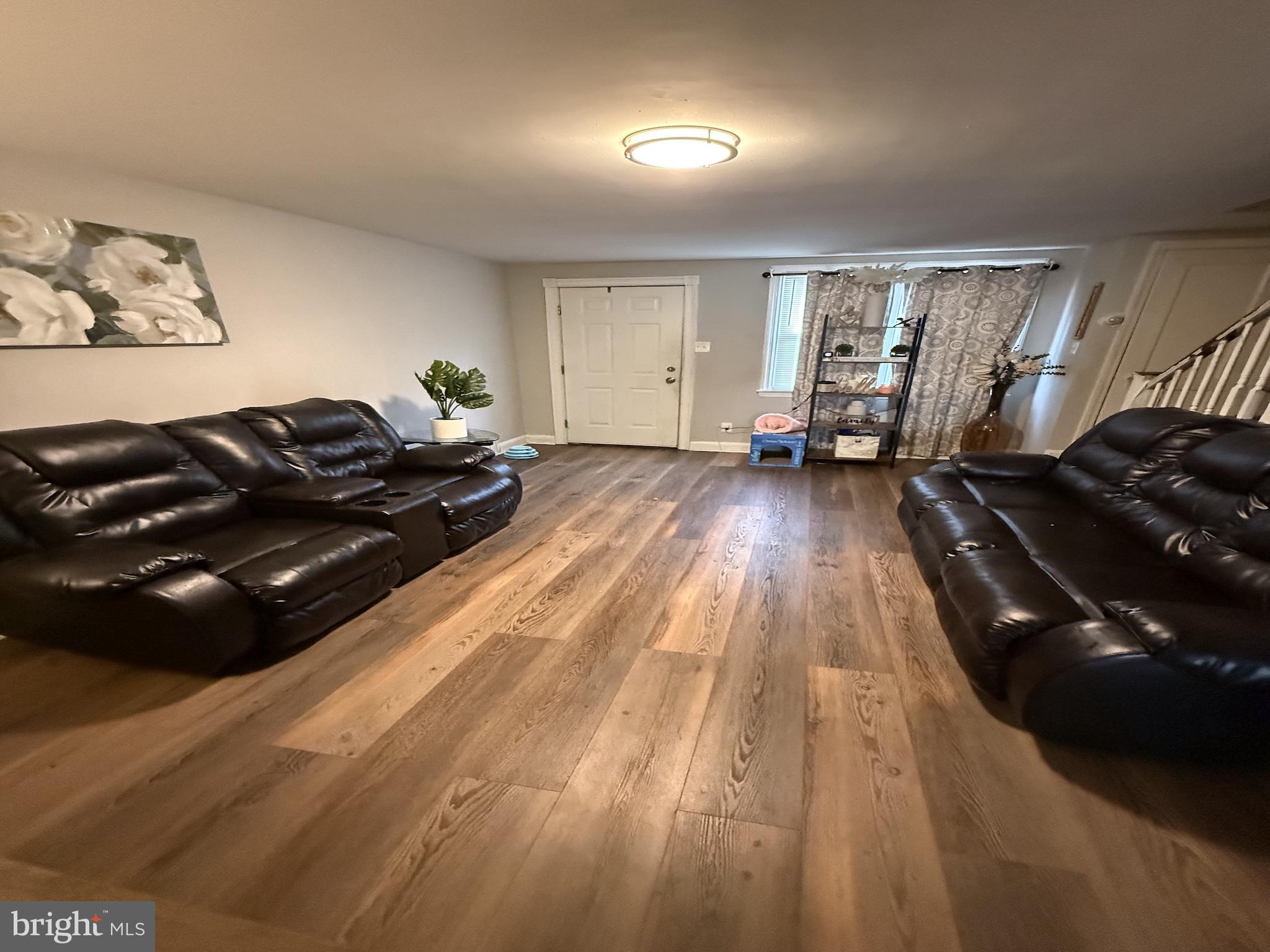 EDGEMONT PARK - Residential