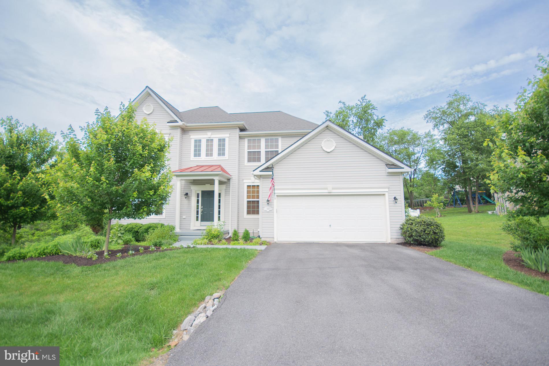 BROOKFIELD ON THE POTOMAC - Residential