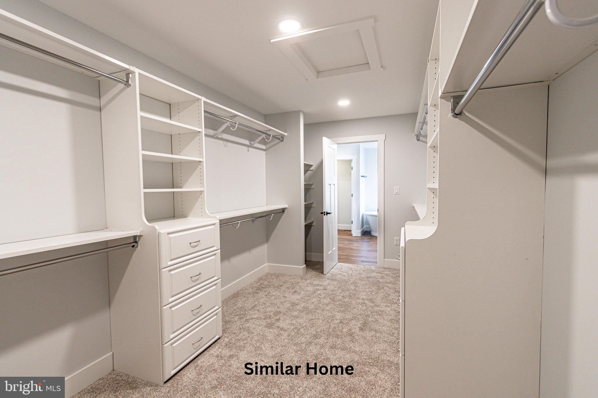 FARMBROOKE MEADOWS - Residential
