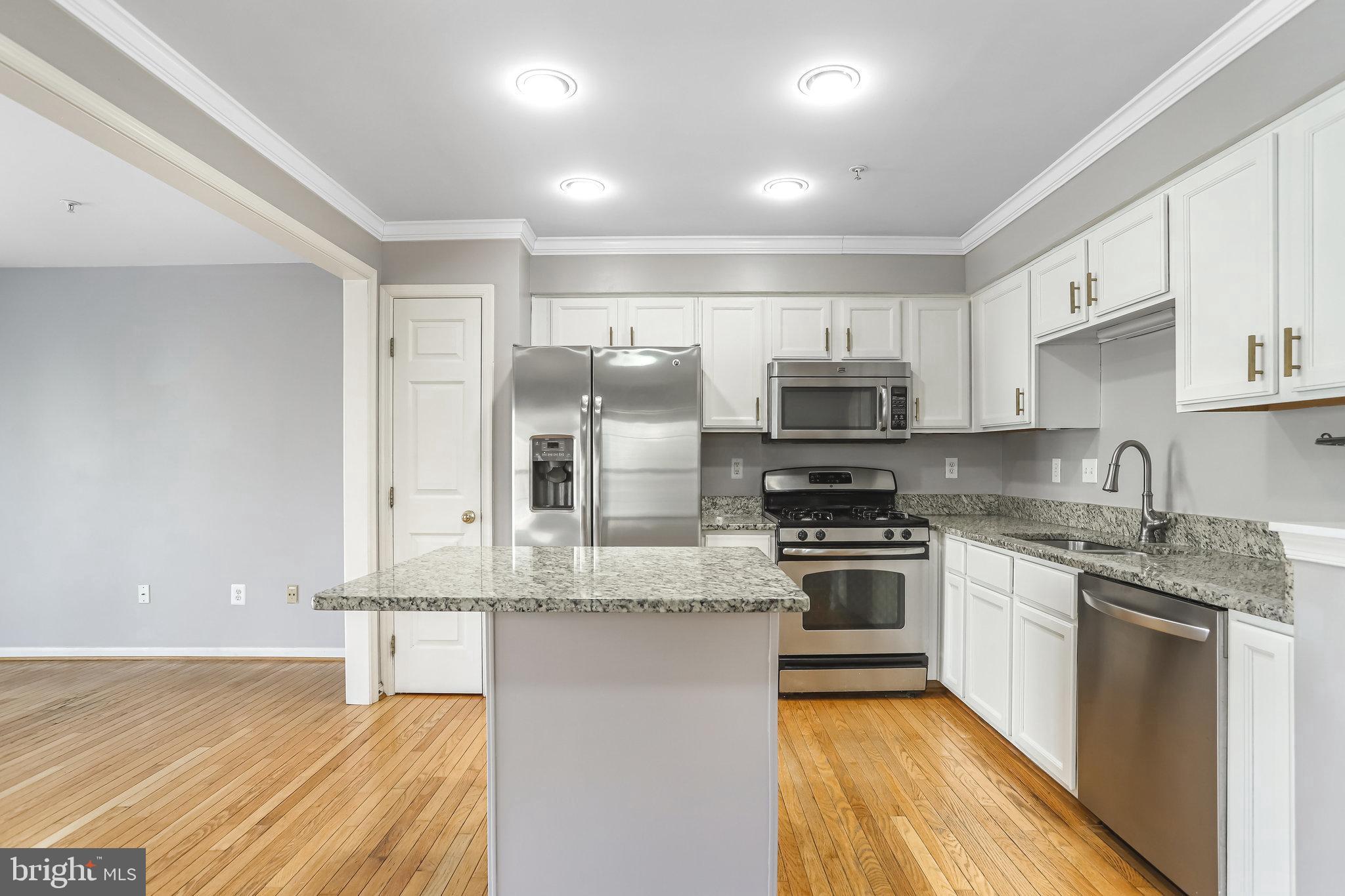 KINGSVIEW RIDGE - Residential