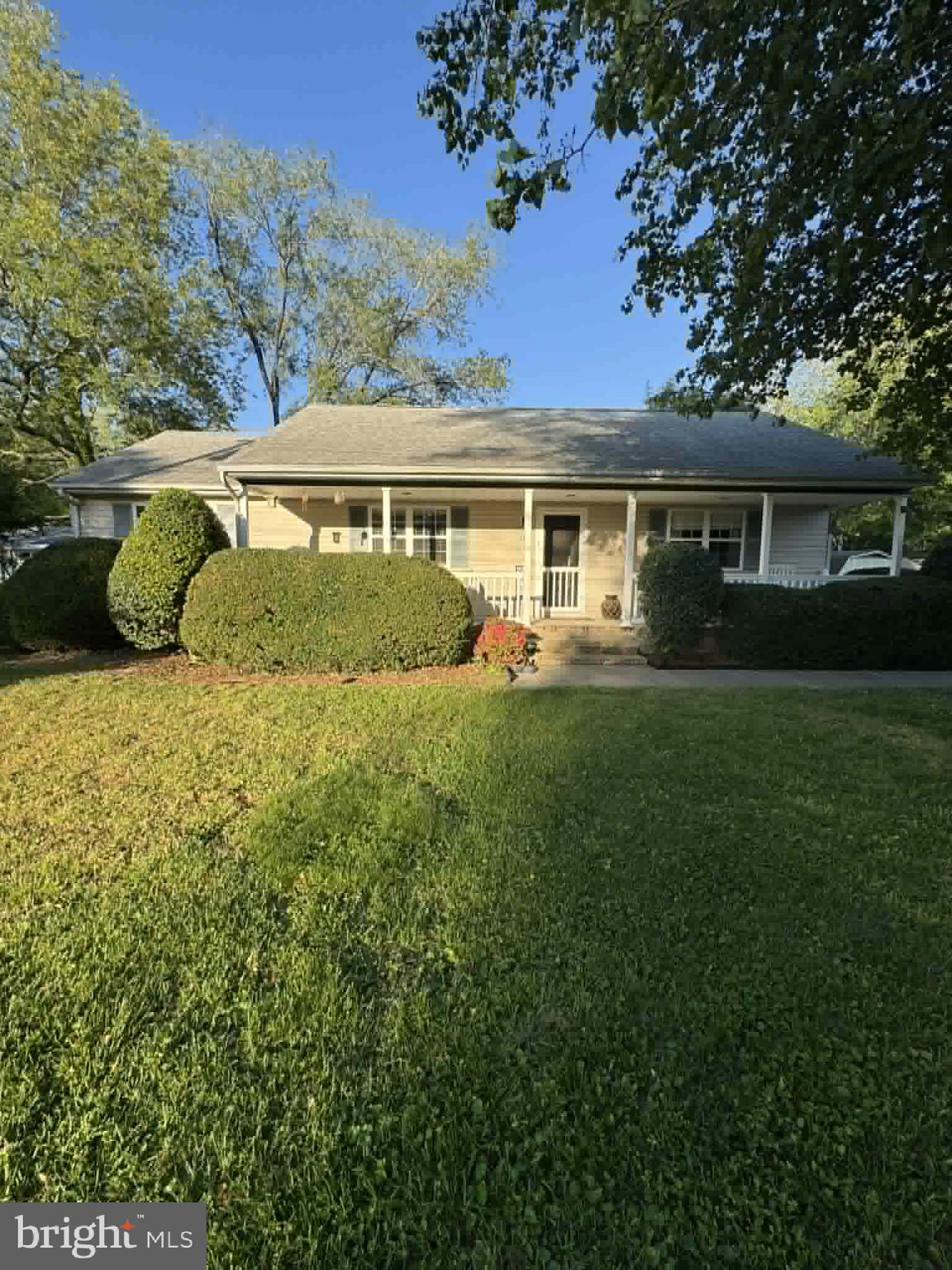 🏡 NEW LISTING ALERT! 🆕 – 125 Shamrock Dr, Salisbury, MD
Welcome home to this beautifully maintained rancher on the desirable east side of Salisbury—a true gem you have to see in person to fully appreciate!
As you pull into the driveway, you’ll immediately notice the expansive yard, offering plenty of space and privacy. Even better—this property includes an additional lot to the right of the driveway, giving you extra room for future possibilities!
Step up onto the inviting oversized front porch, the perfect place to relax, unwind, and enjoy the peaceful sounds of nature. Inside, you’re welcomed by a bright, open floor plan featuring laminate flooring and large front windows that flood the home with natural sunlight.
The eat-in kitchen sits straight ahead, complete with ceramic flooring and a full array of appliances—ideal for everyday living and entertaining. Down the hallway, you’ll find a full bathroom and three spacious bedrooms, including a primary suite at the end of the hall with a walk-in closet, laminate flooring, and a tub/shower combo.
Step out the back door and discover your own private retreat! The fenced-in backyard features a gazebo, large deck, and a massive shade tree—perfect for hosting family gatherings, cookouts, or simply relaxing outdoors.
This home is ideal for a first-time homebuyer or anyone looking to downsize, offering comfort, space, and convenience. Enjoy quiet living with the added bonus of a playground just down the street for outdoor fun.
🔥 This is a MUST SEE and won’t last long!
📞 Schedule your private tour today!
Ready for your next move?