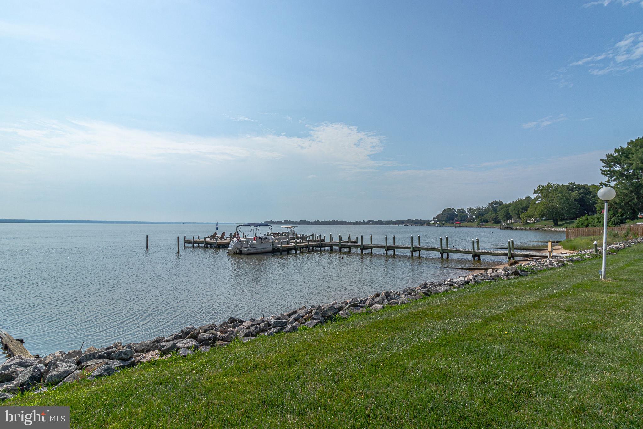 RIVERSIDE CONDOMINIUMS - Residential