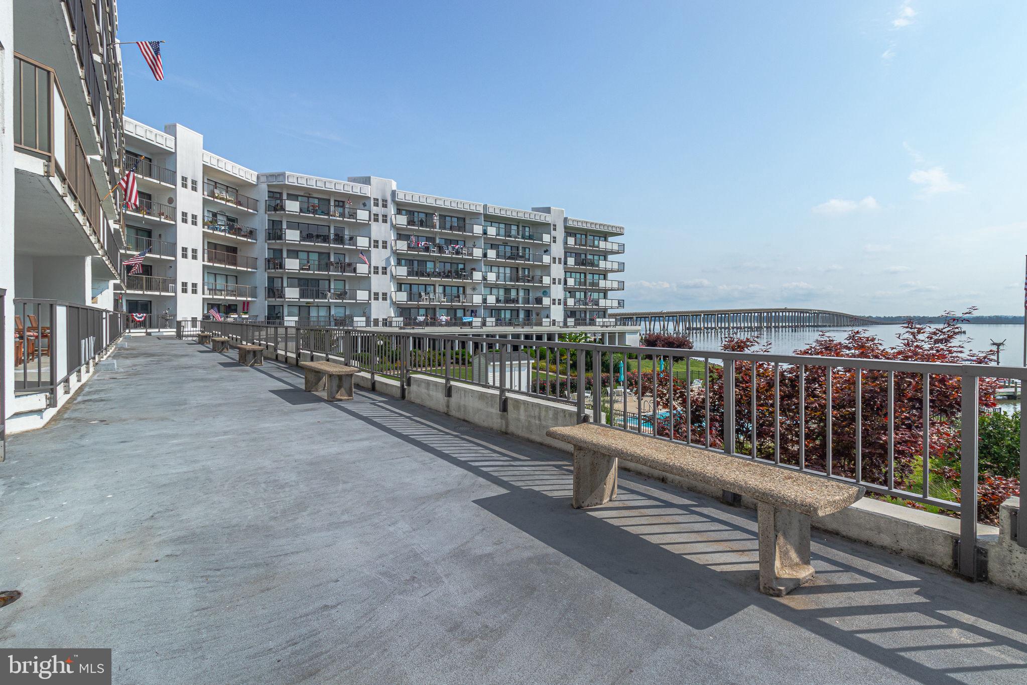 RIVERSIDE CONDOMINIUMS - Residential