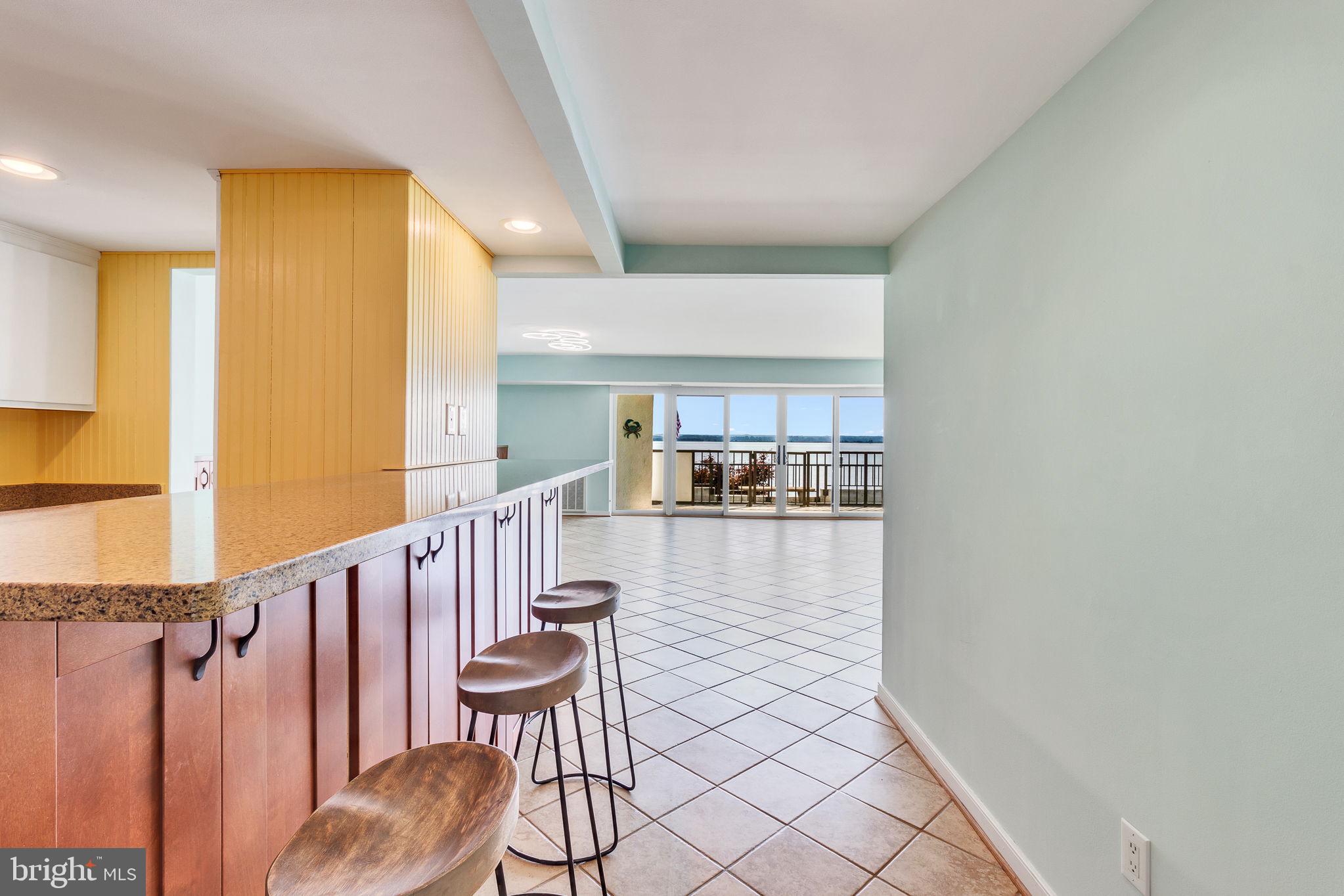 RIVERSIDE CONDOMINIUMS - Residential