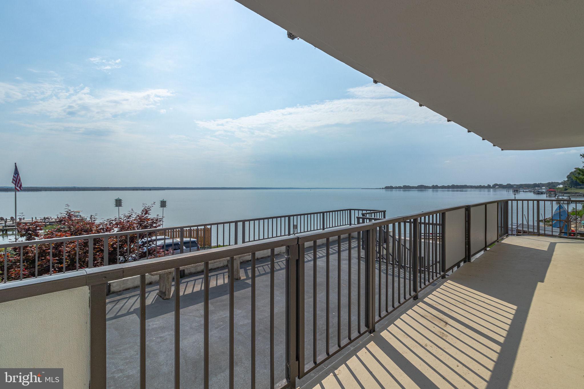 RIVERSIDE CONDOMINIUMS - Residential