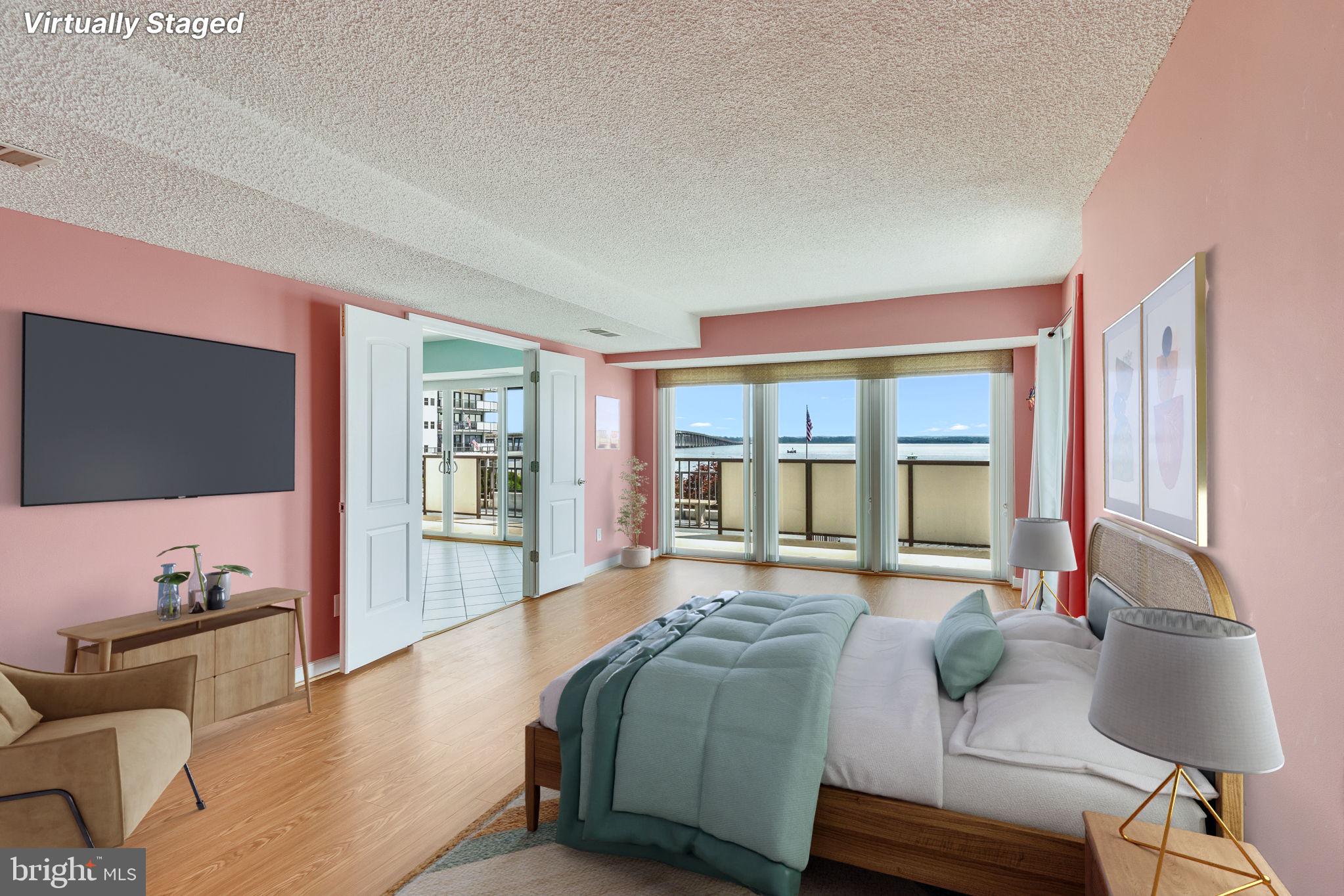 RIVERSIDE CONDOMINIUMS - Residential