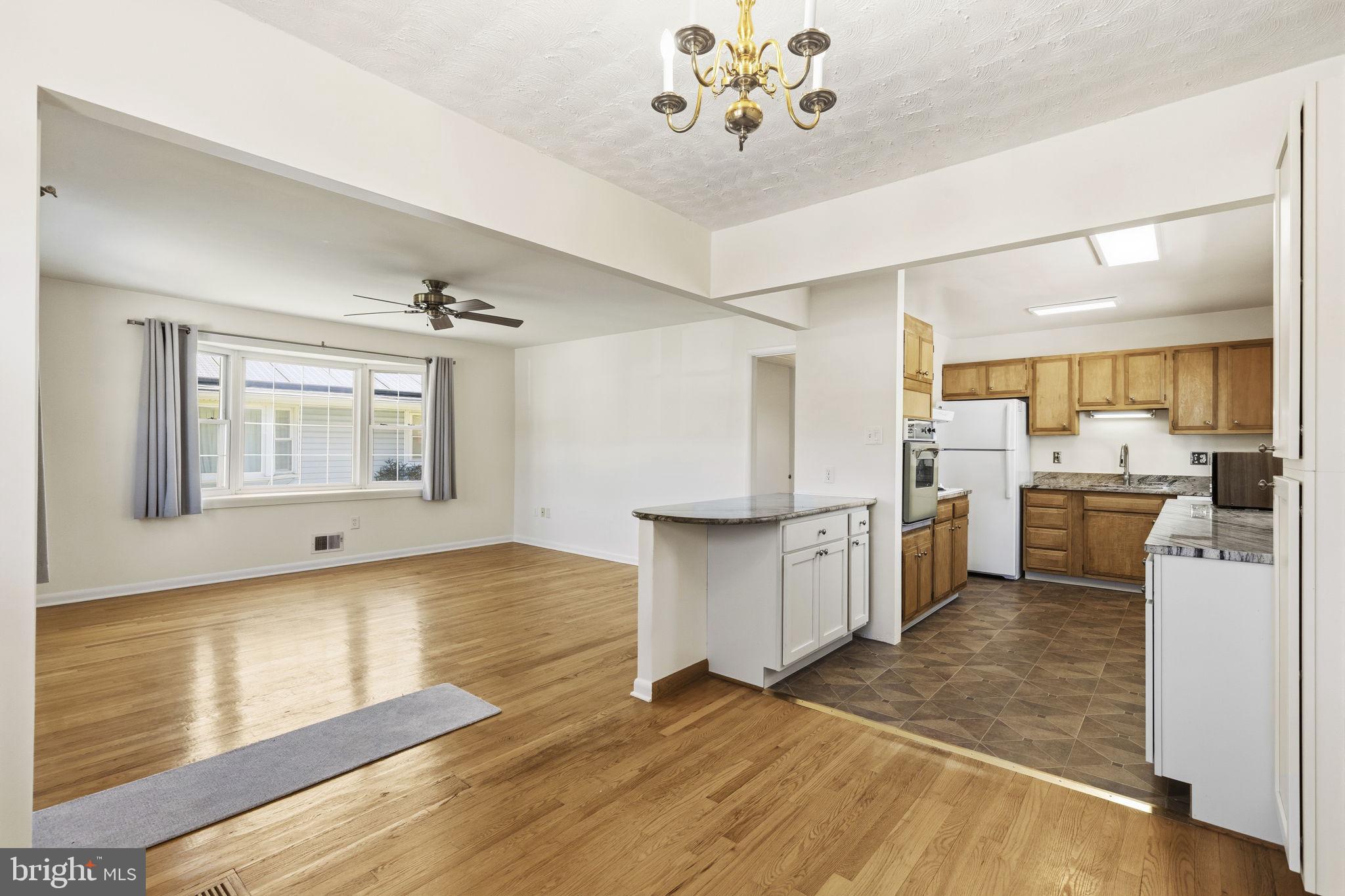 HIGH RIDGE PARK - Residential