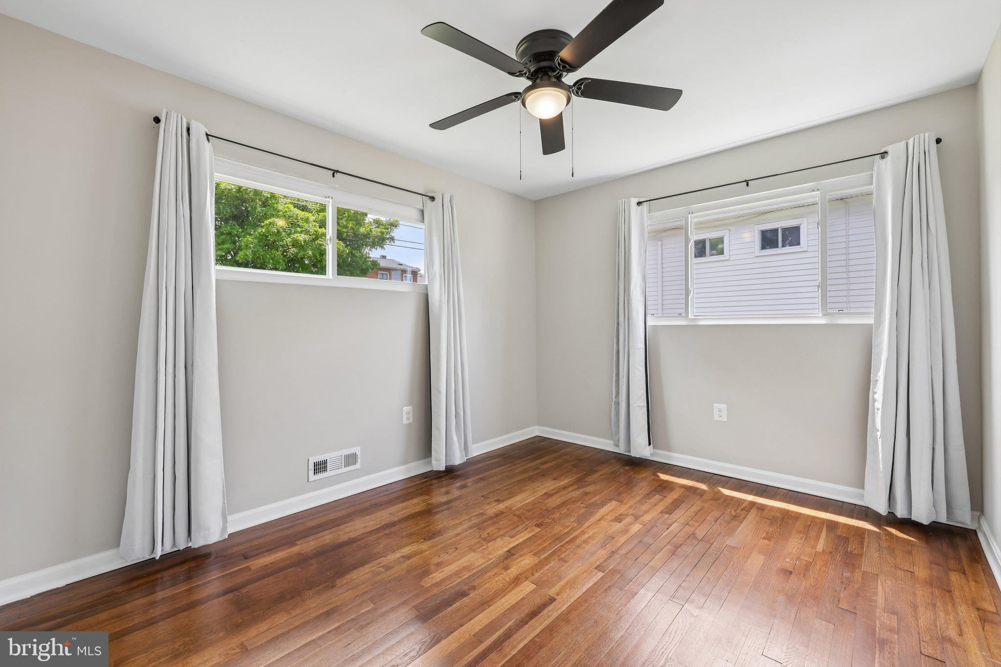 WESTVIEW PARK - Residential