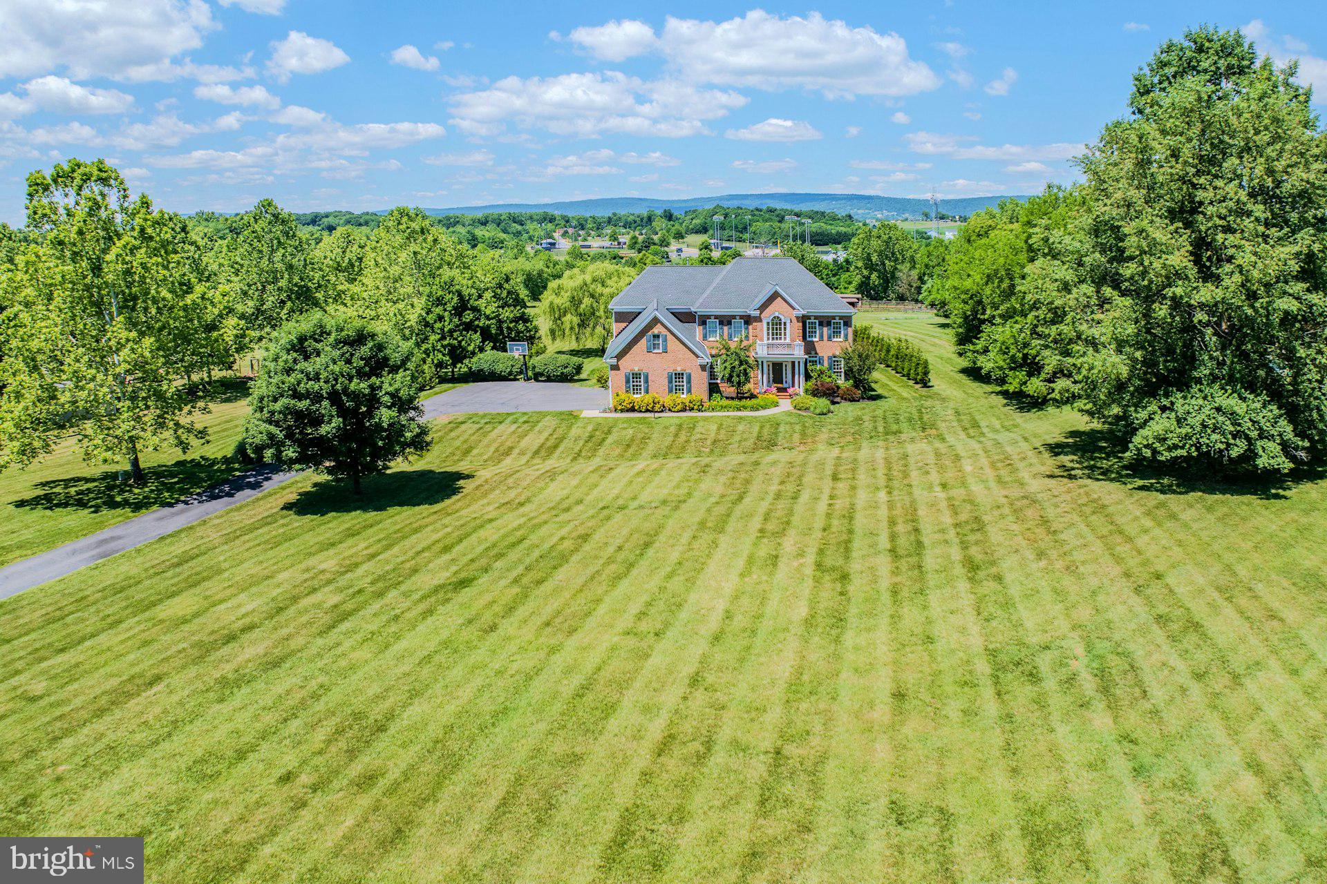 CHESTNUT HILLS - Residential