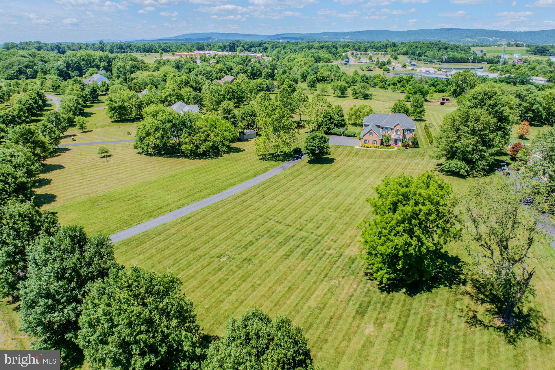 CHESTNUT HILLS - Residential