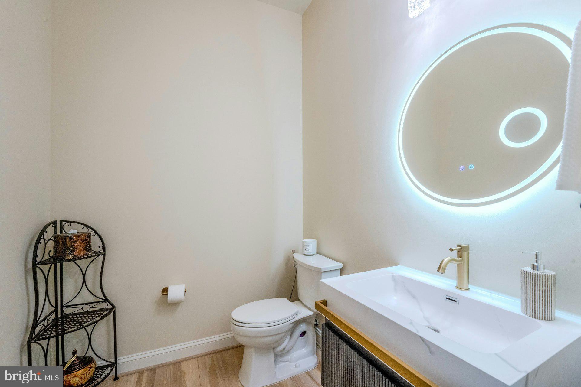 CHESTNUT HILLS - Residential