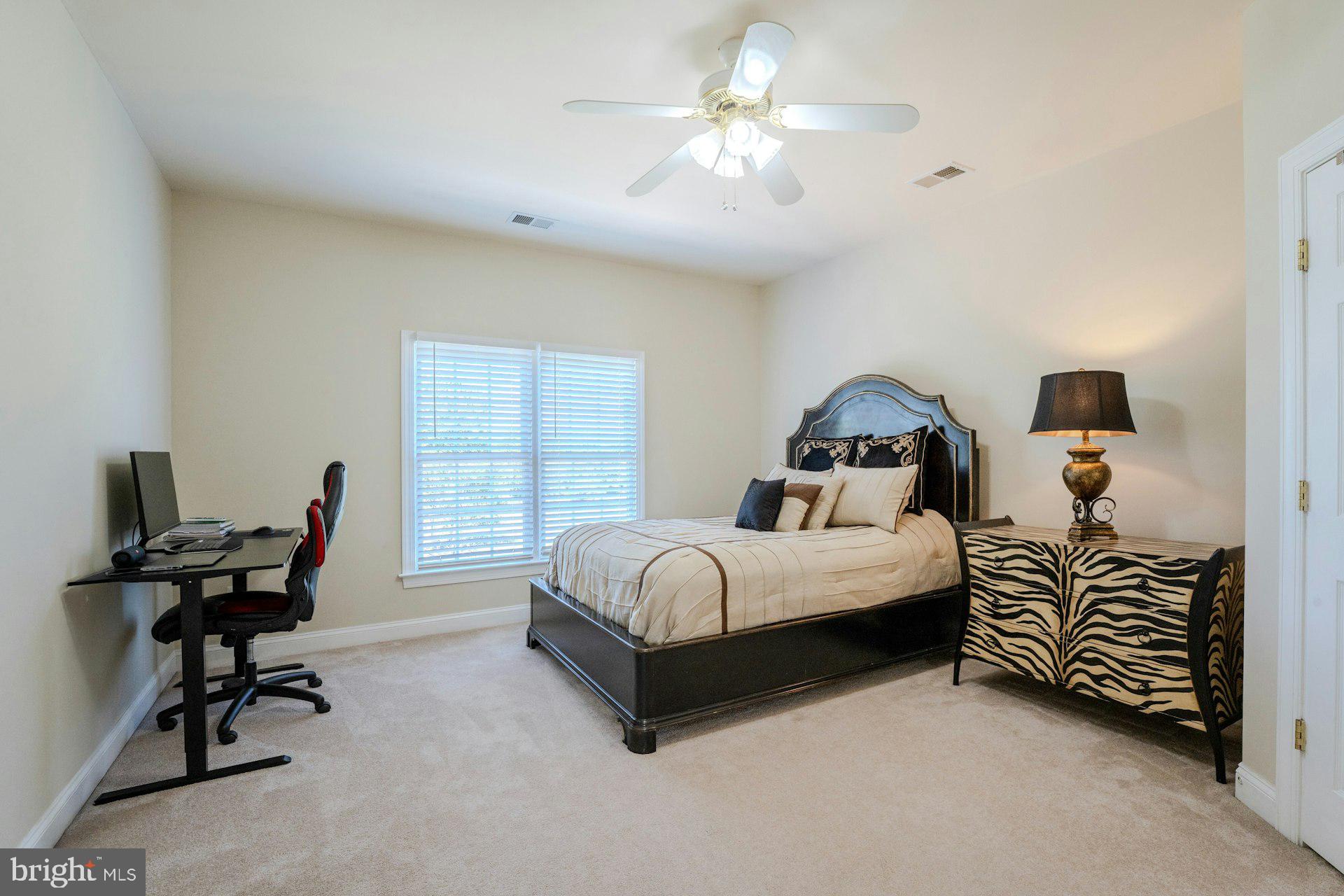 CHESTNUT HILLS - Residential