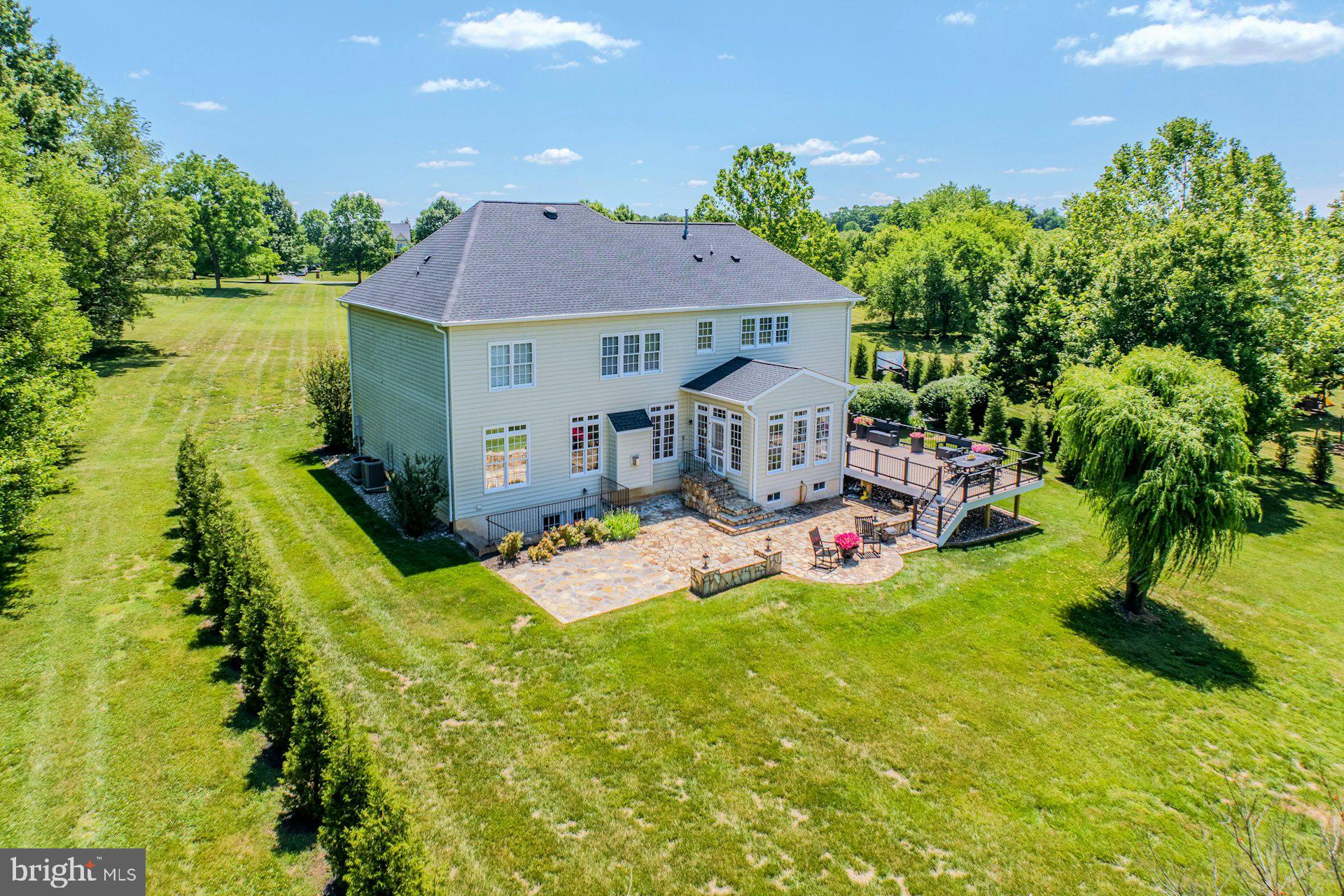CHESTNUT HILLS - Residential