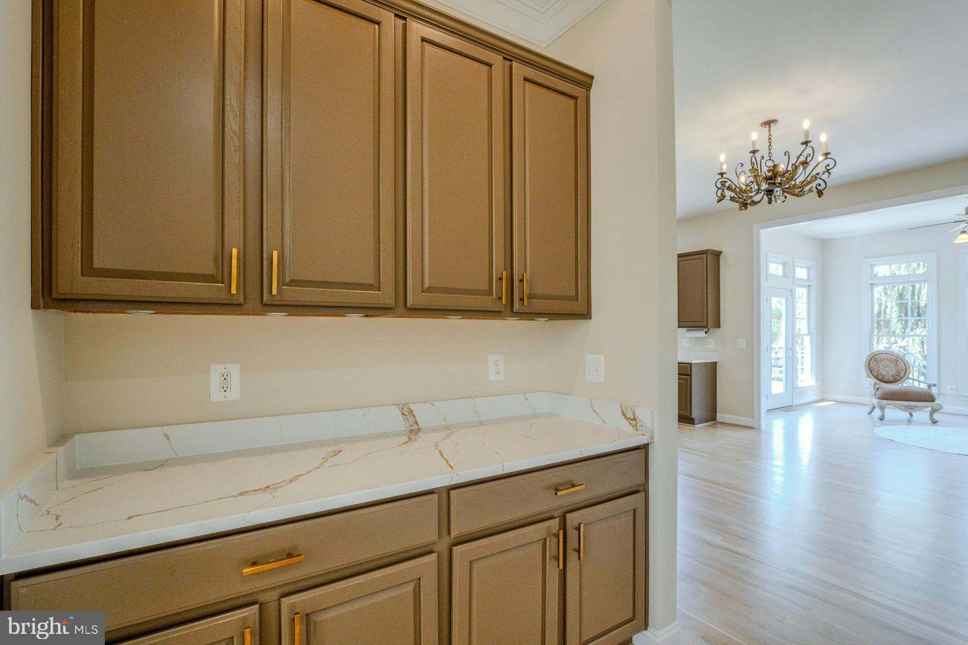 CHESTNUT HILLS - Residential