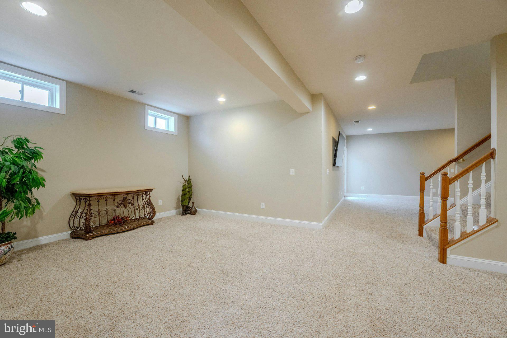 CHESTNUT HILLS - Residential