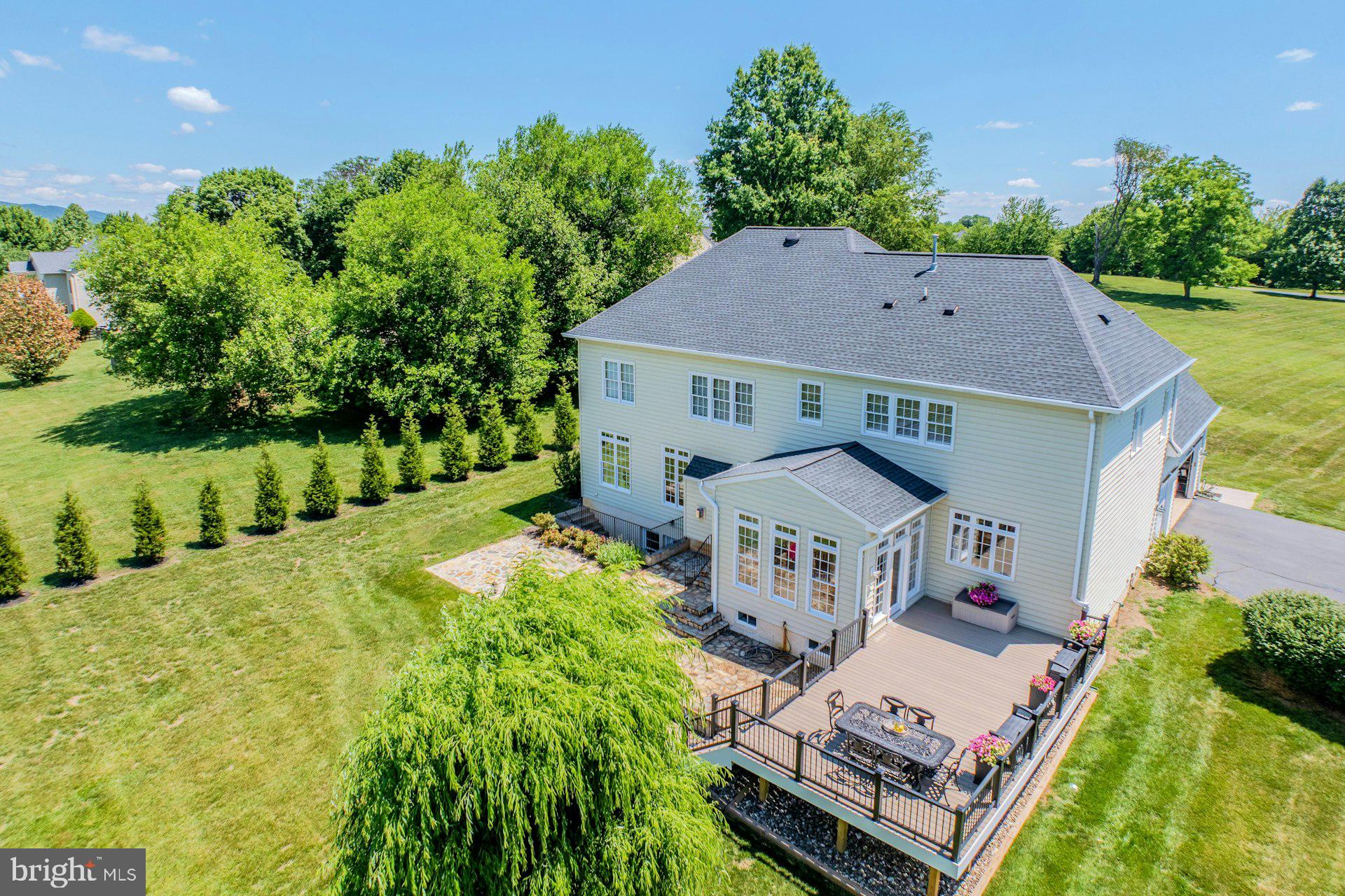 CHESTNUT HILLS - Residential