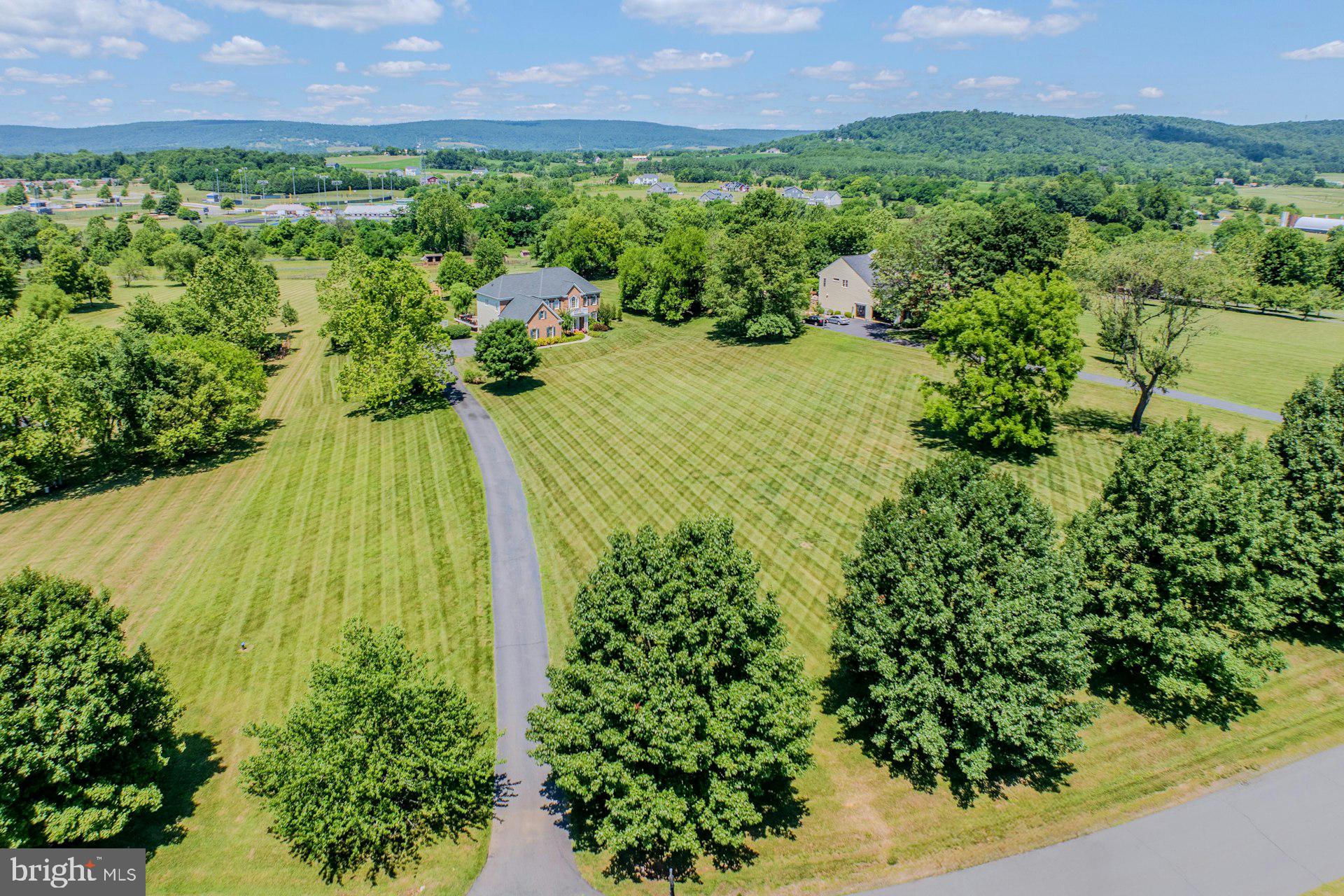 CHESTNUT HILLS - Residential