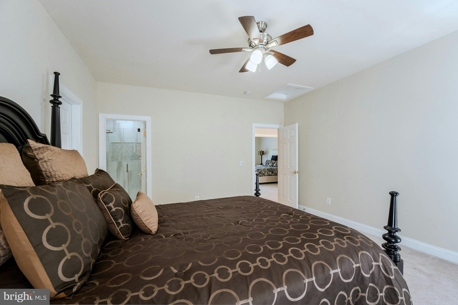CHESTNUT HILLS - Residential
