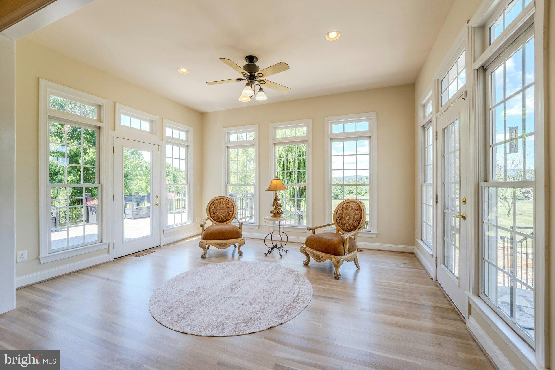 CHESTNUT HILLS - Residential