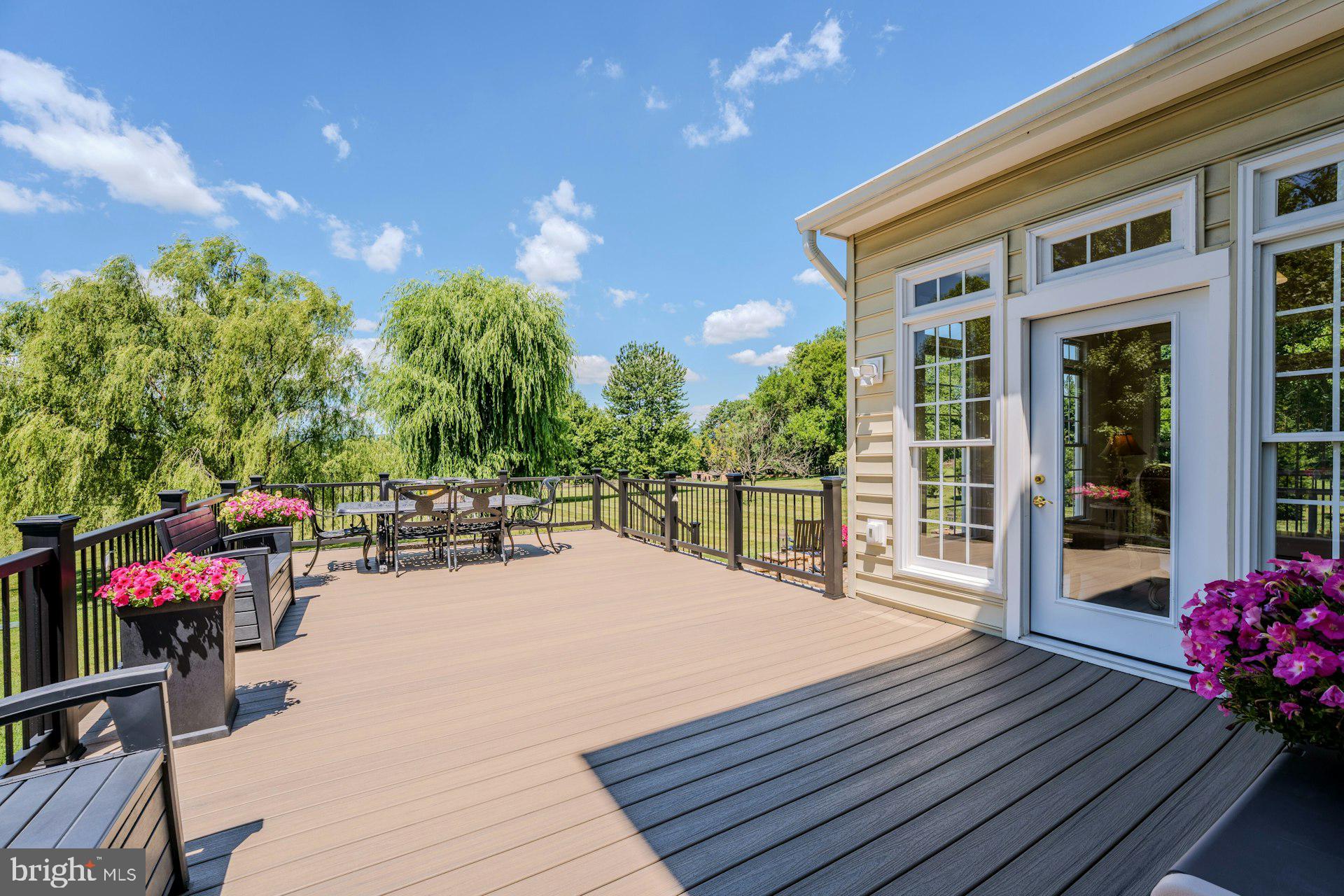 CHESTNUT HILLS - Residential