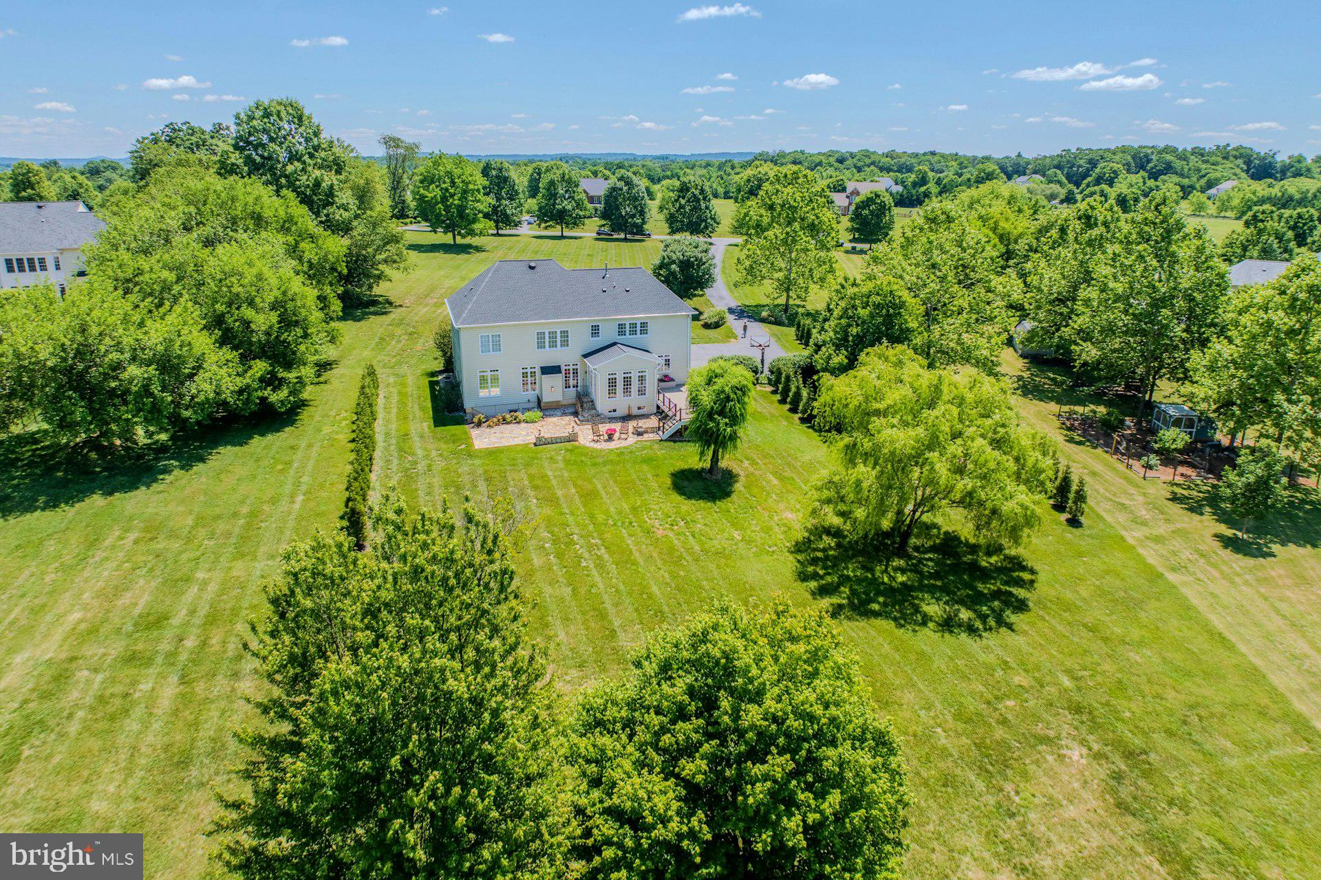 CHESTNUT HILLS - Residential