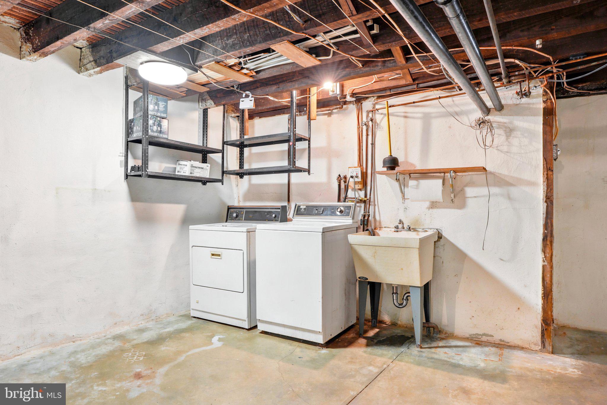 LOGAN - Residential